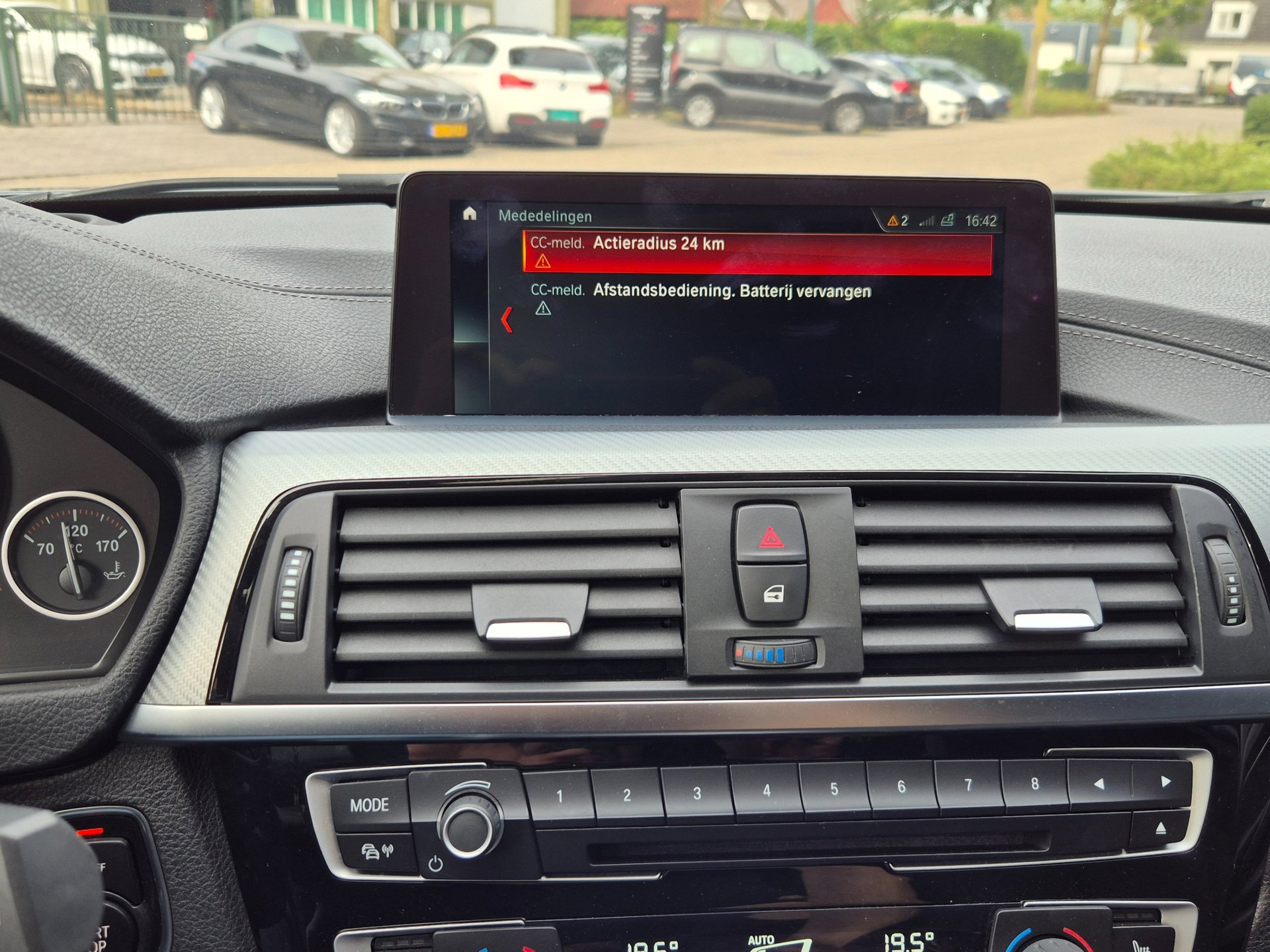 Foto van BMW 318i