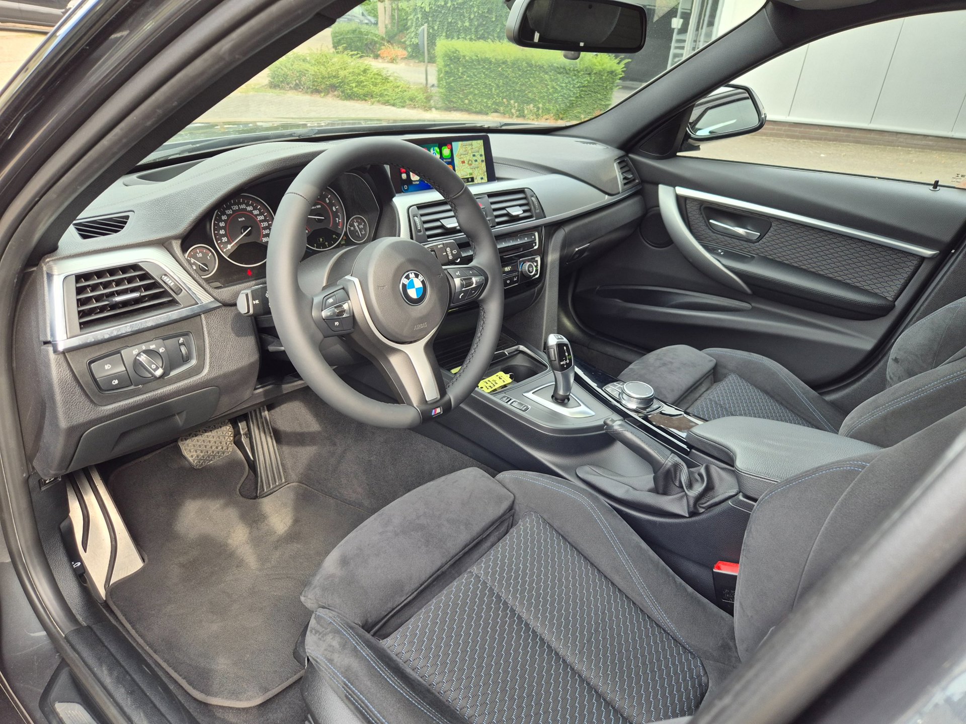 Foto van BMW 318i