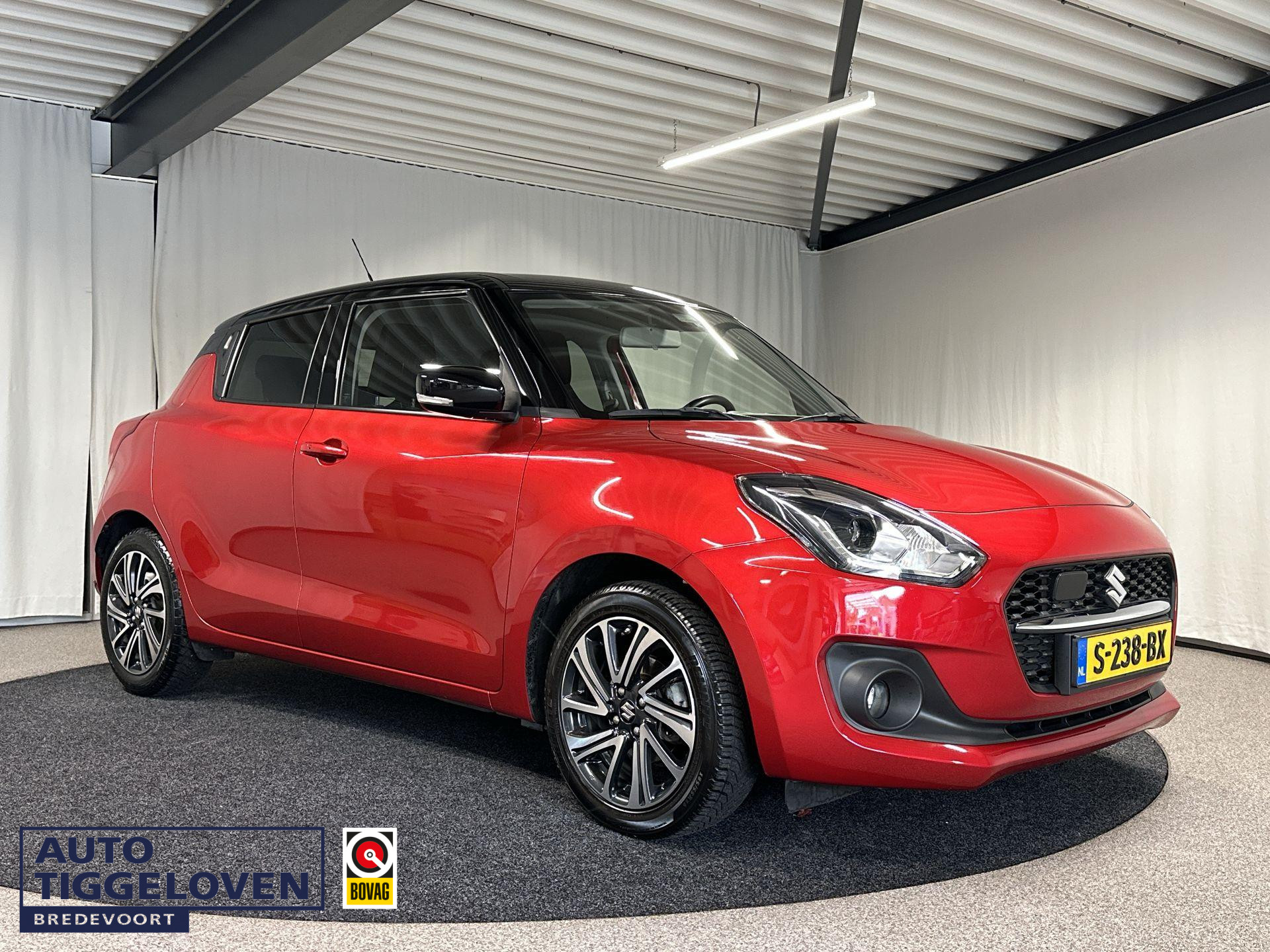 Suzuki Swift 1.2 Style Smart Hybrid 2023 - voorkant