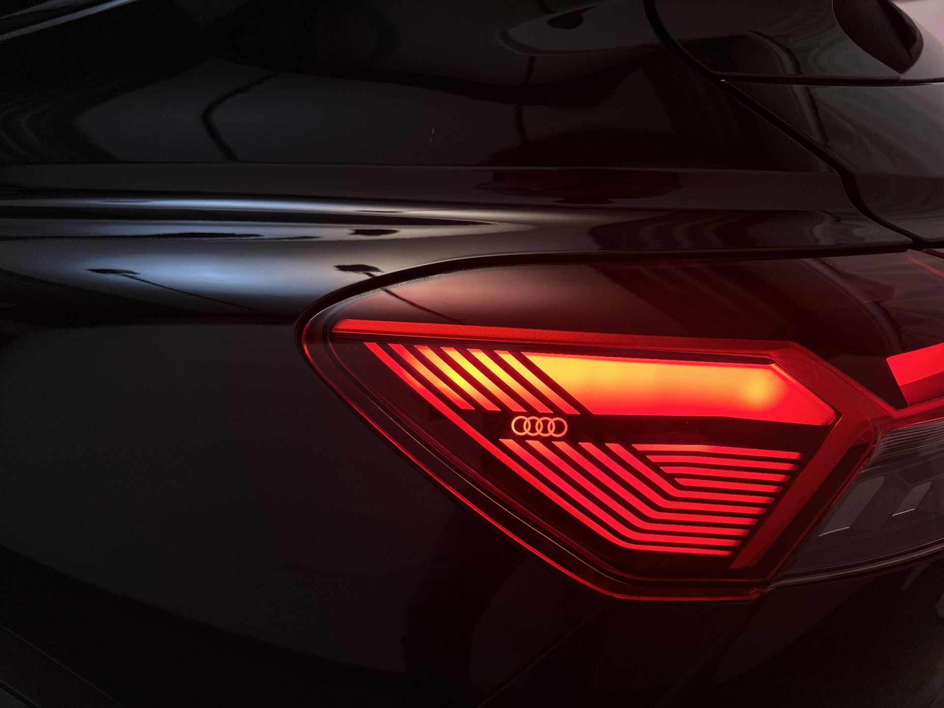 Foto van Audi Q4 Sportback 40 E-tron