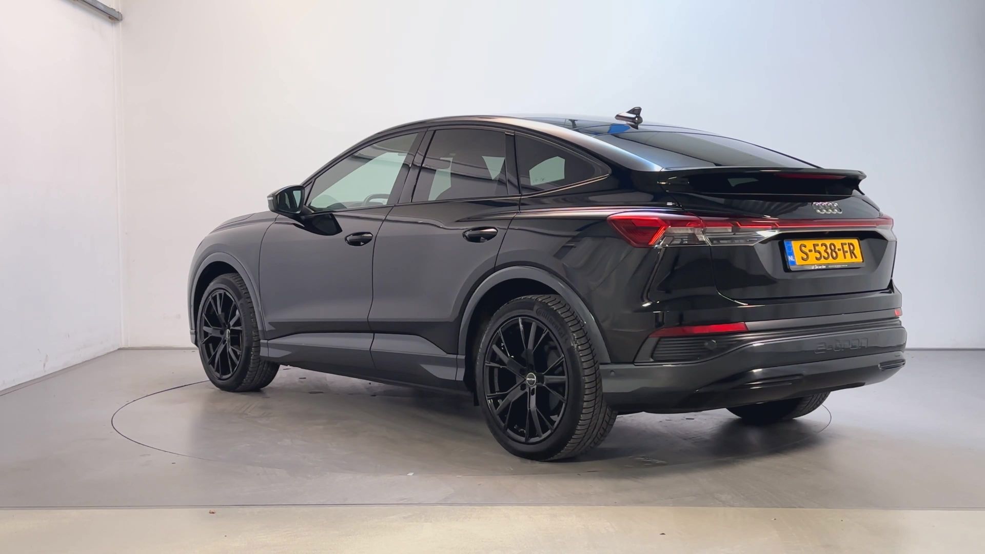 Foto van Audi Q4 Sportback 40 E-tron