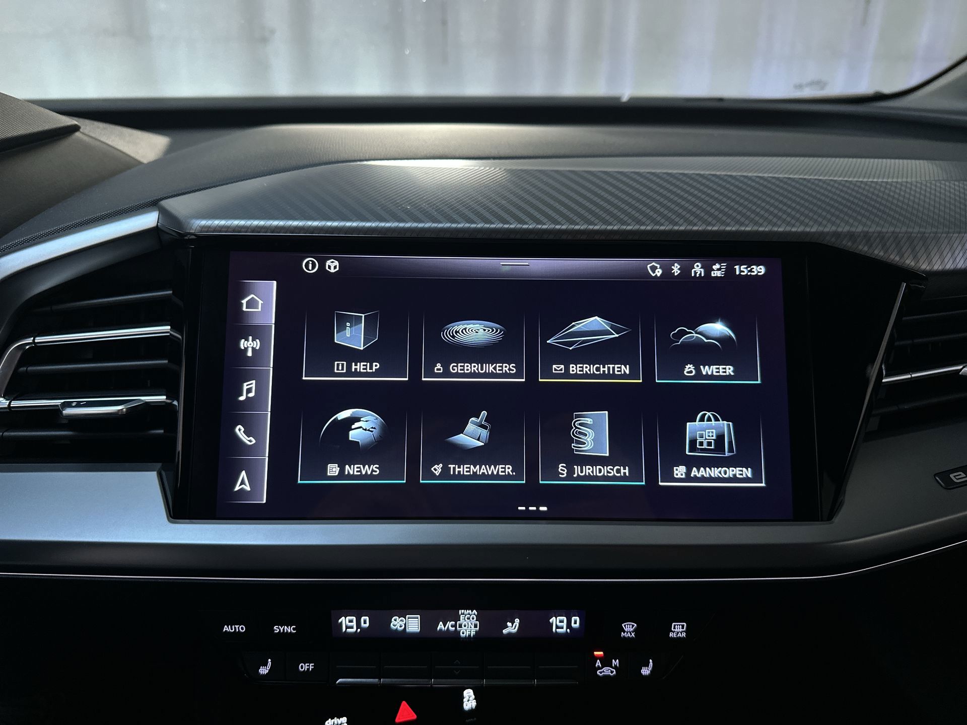 Foto van Audi Q4 Sportback 40 E-tron