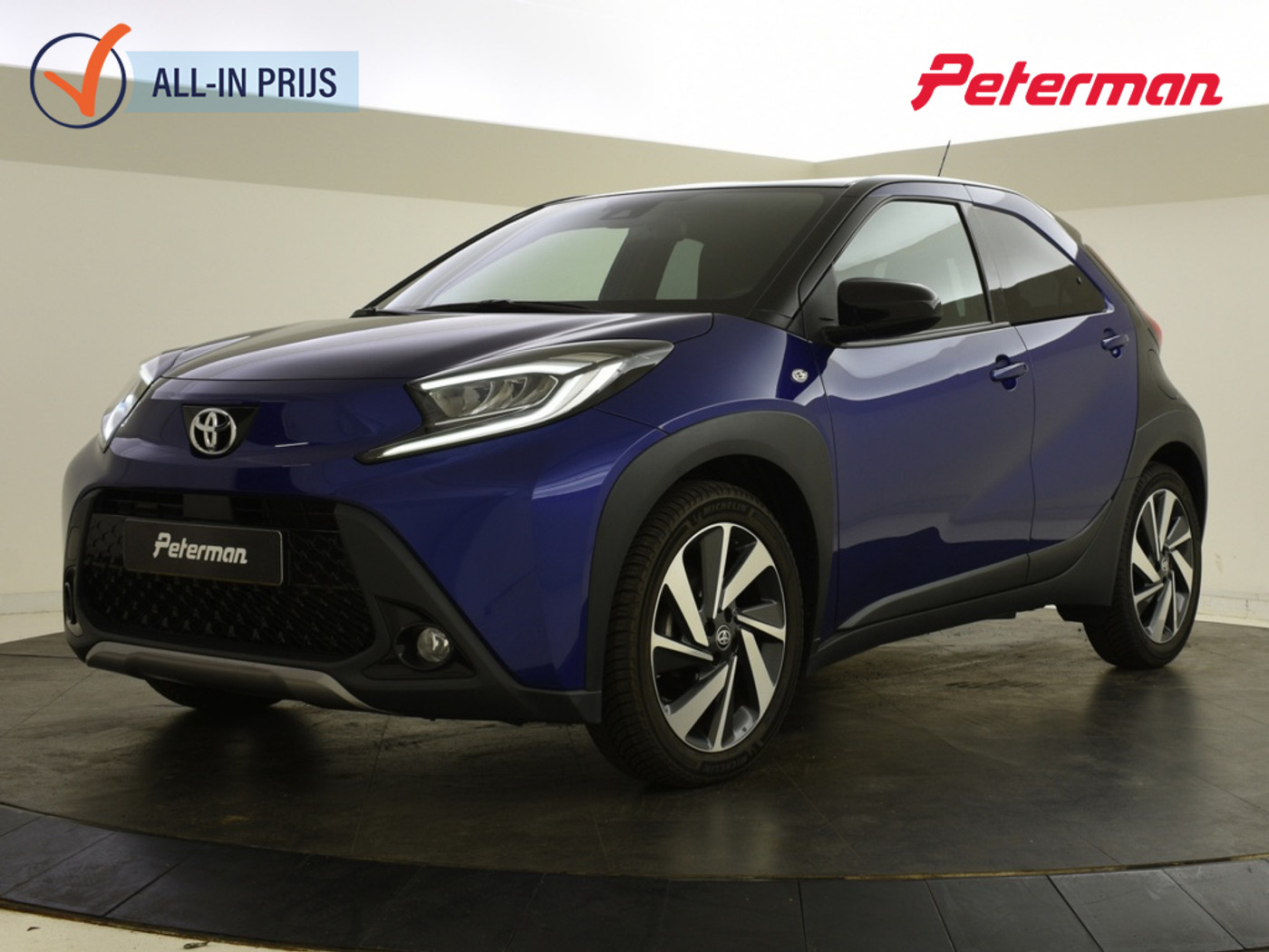 Toyota Toyota Aygo X 1.0 VVT-i S-CVT Envy Bi-Tone | JBL | Adapt. cruise | Climate 2023 - voorkant