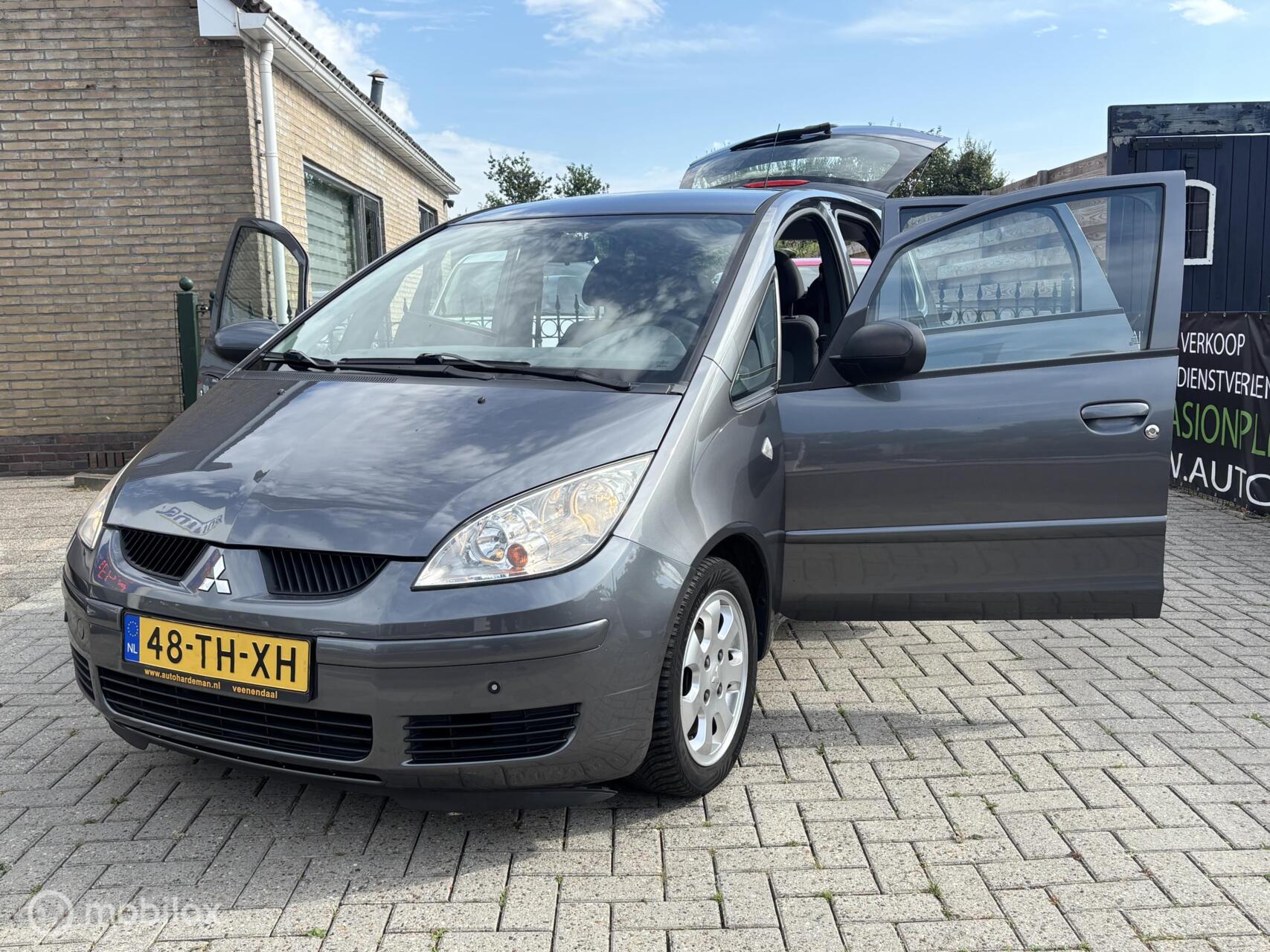 Foto van Mitsubishi Mitsubishi Colt