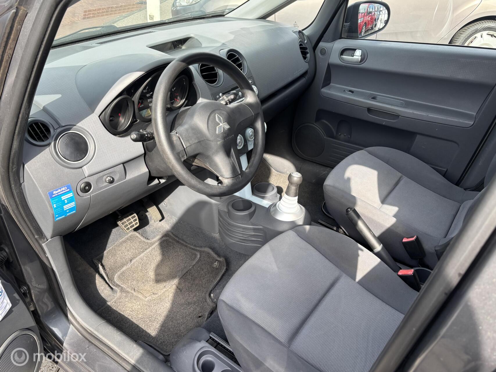 Foto van Mitsubishi Mitsubishi Colt