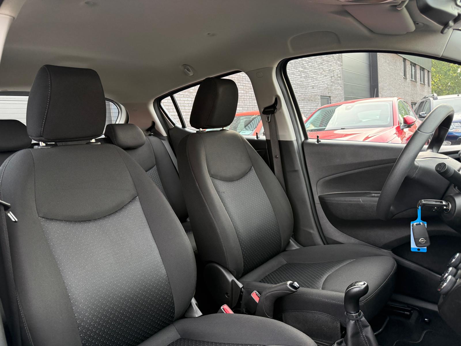 Foto van Opel Karl / Viva