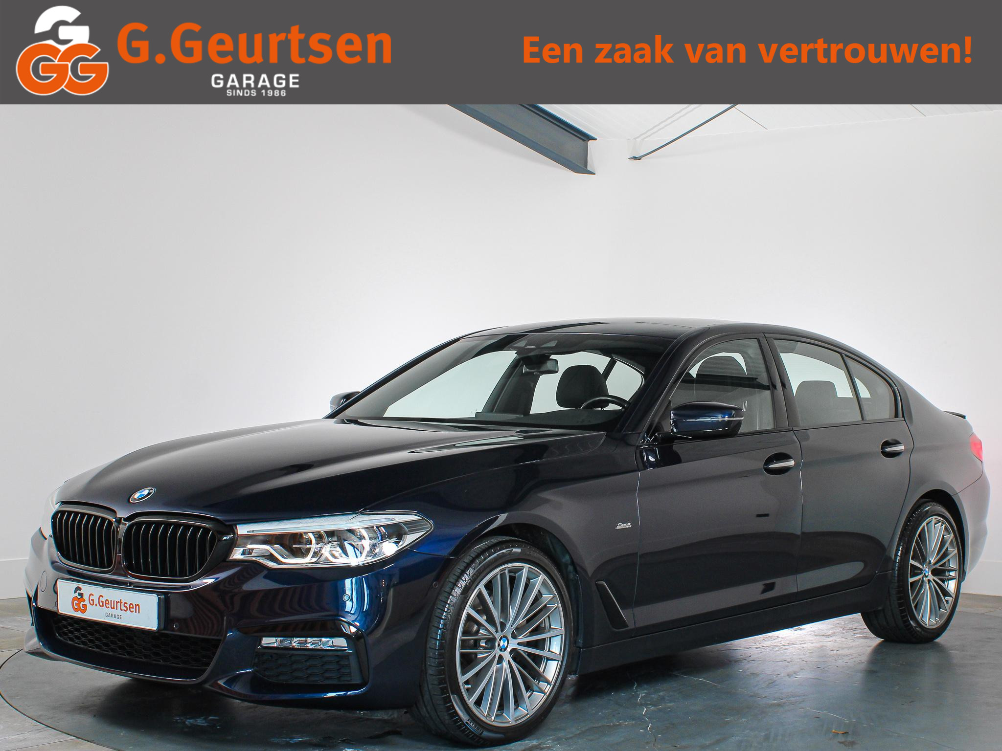 BMW 520i 520i High Executive Sportline M-sport 2018 - voorkant