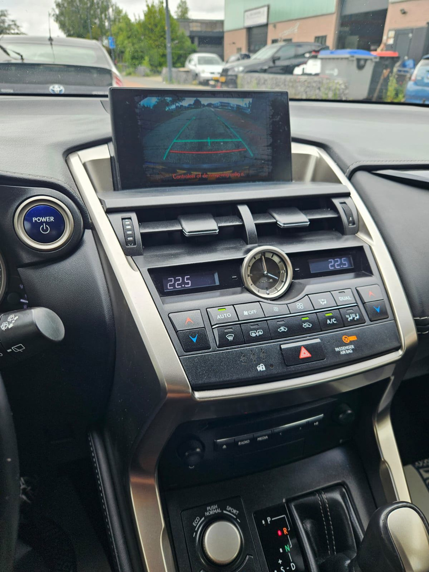 Foto van Lexus Lexus Nx300h