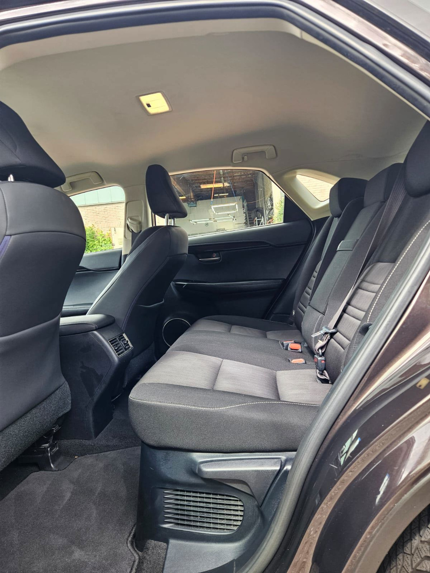 Foto van Lexus Lexus Nx300h