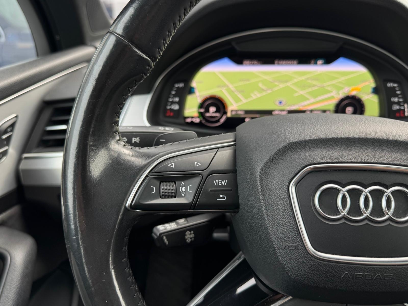 Foto van Audi Q7 E-tron