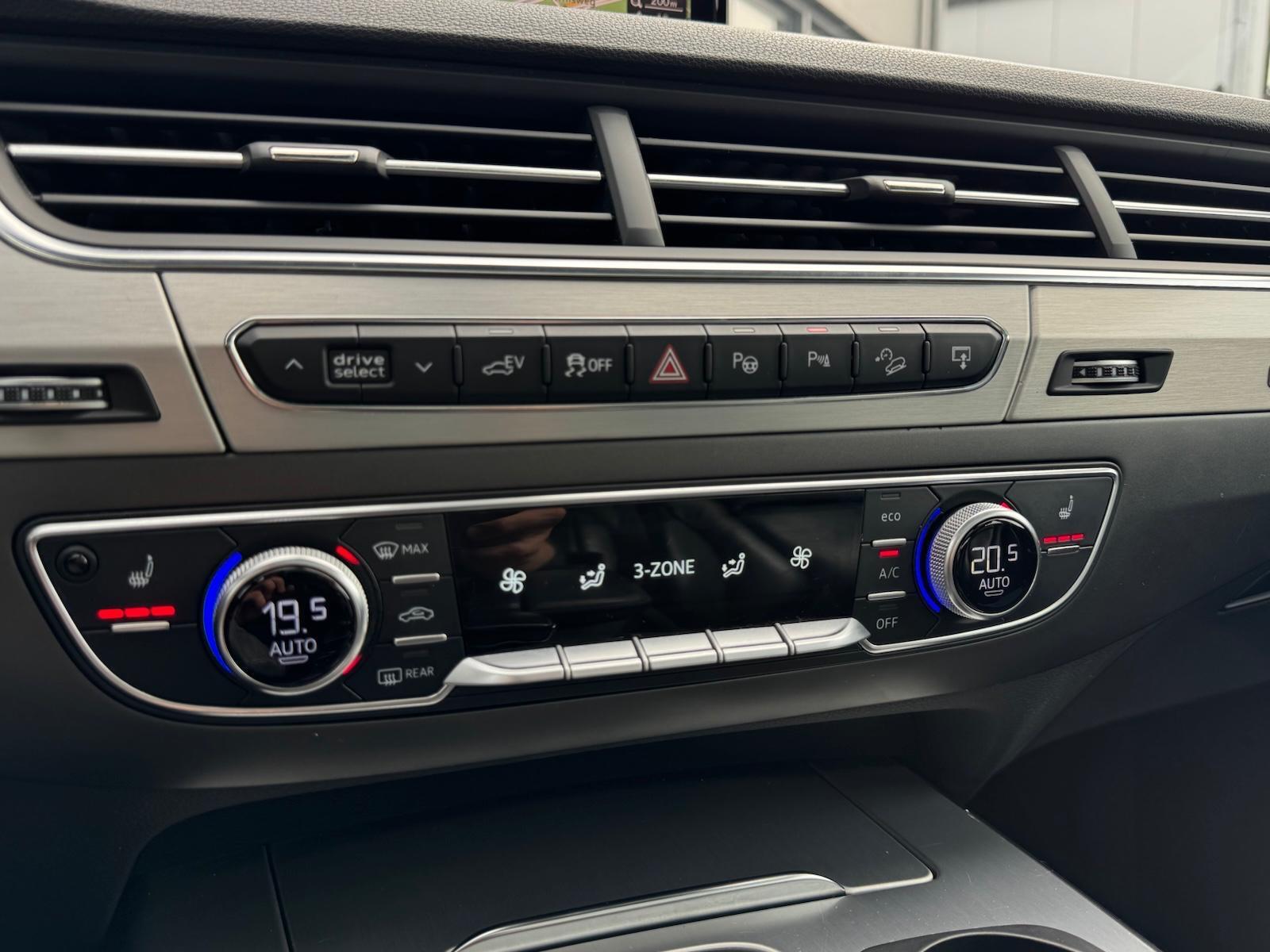 Foto van Audi Q7 E-tron