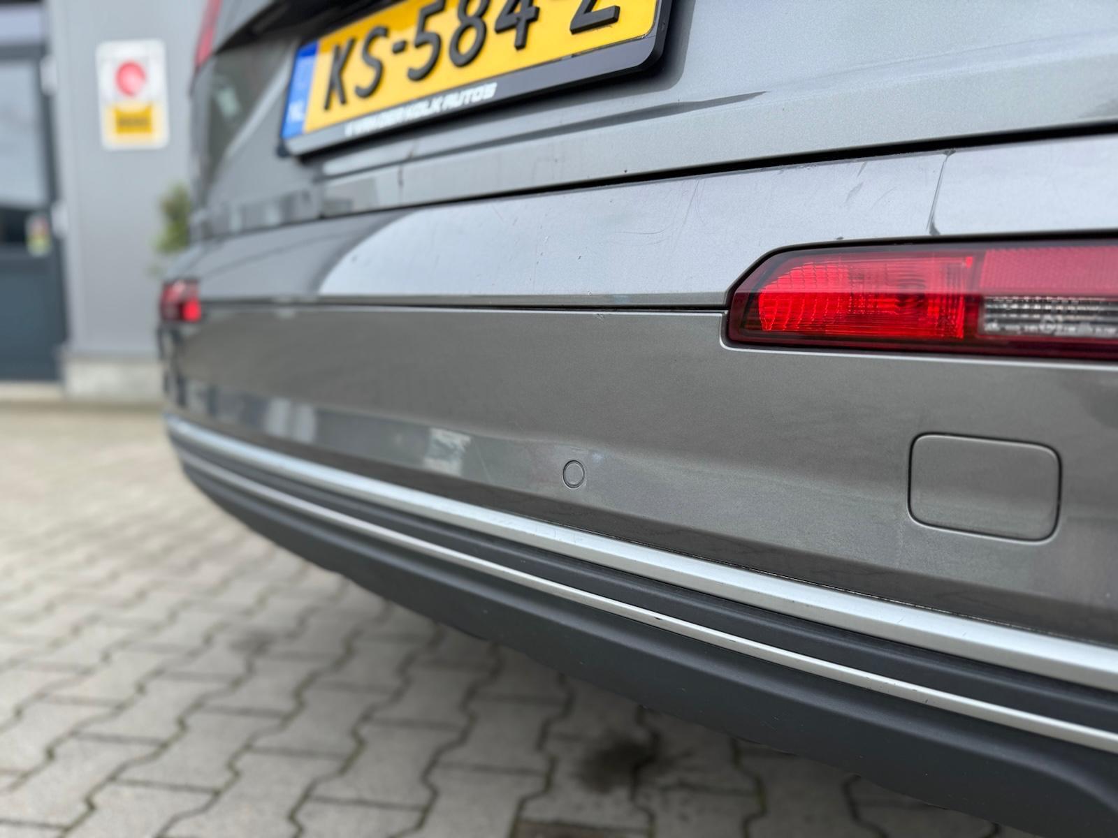 Foto van Audi Q7 E-tron