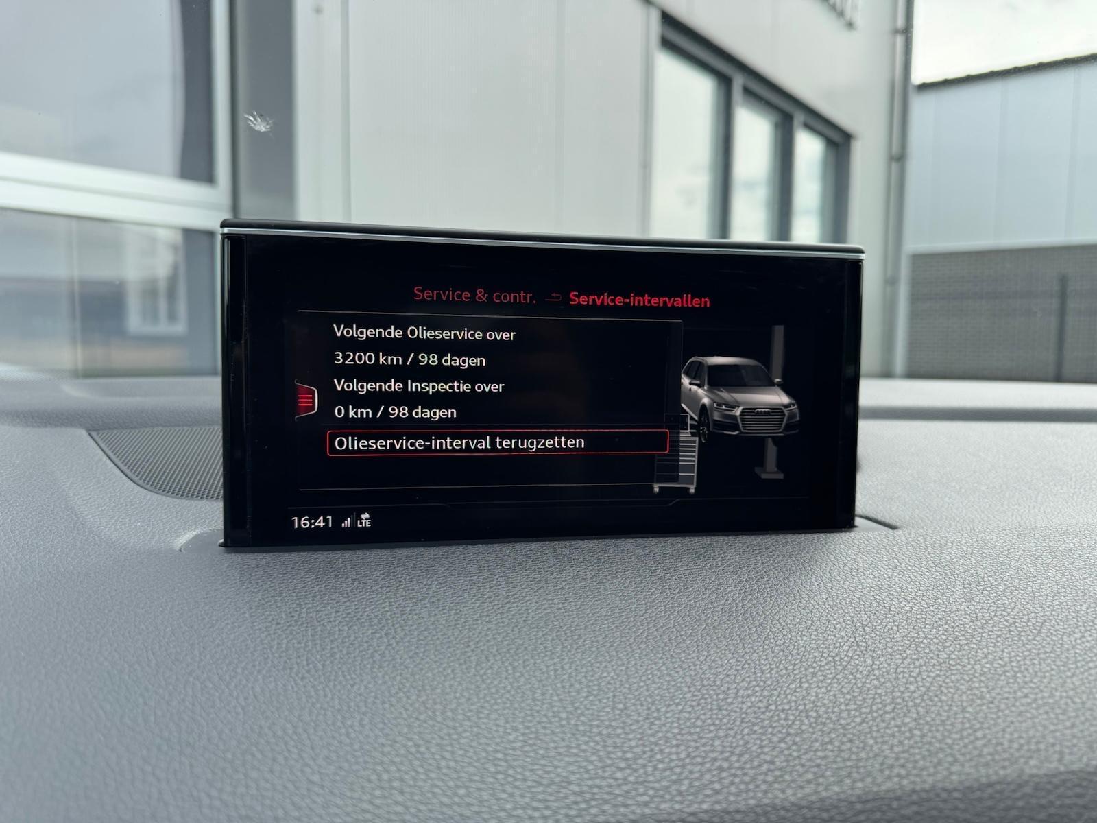 Foto van Audi Q7 E-tron