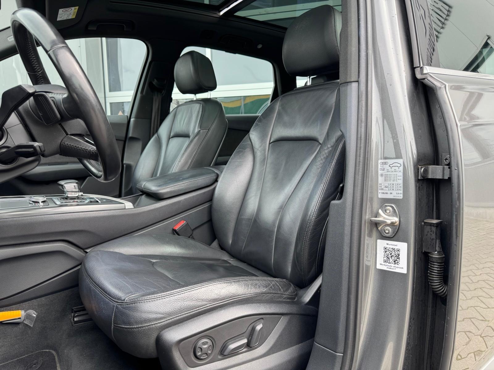 Foto van Audi Q7 E-tron