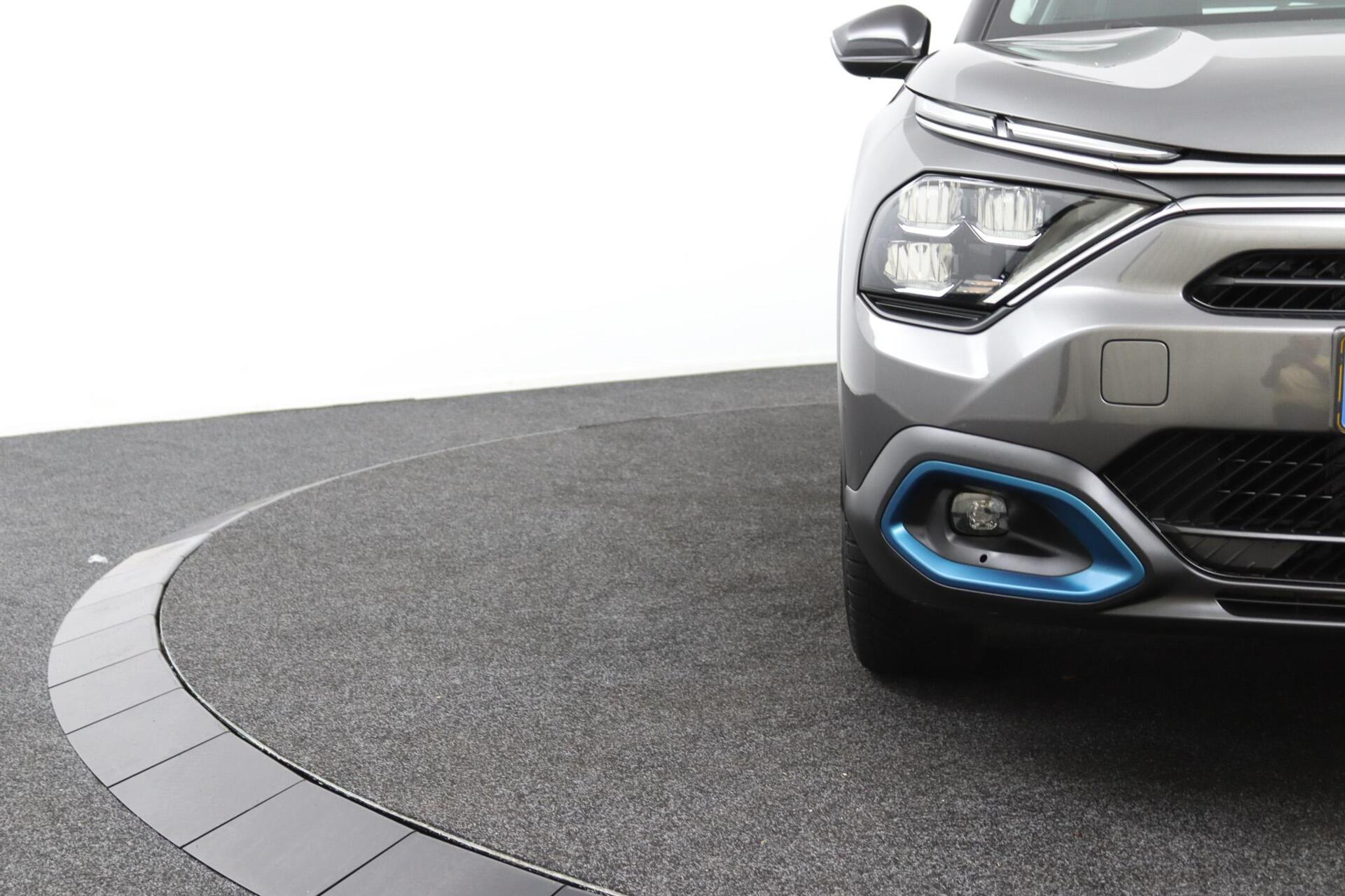 Foto van Citroen E-c4