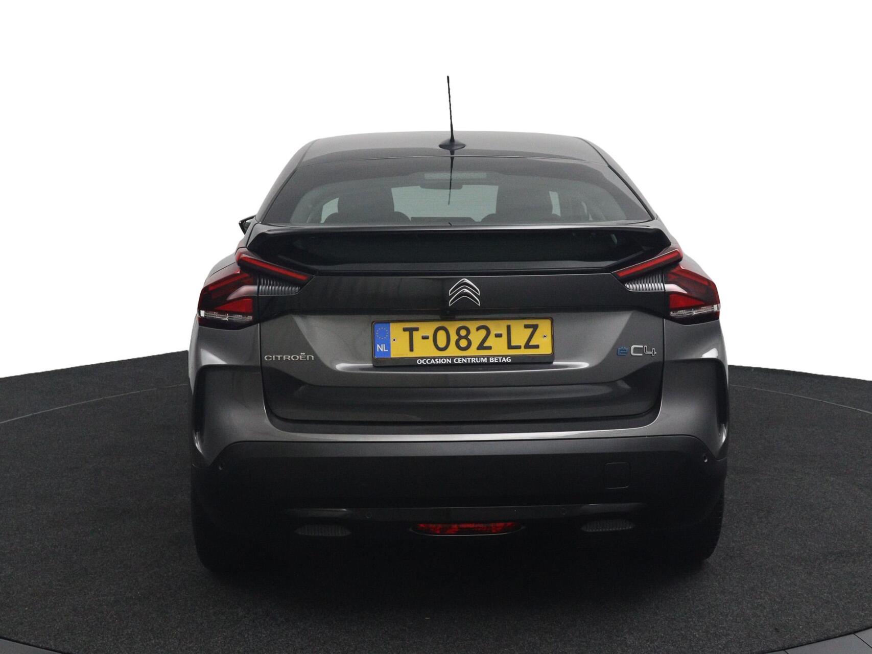 Foto van Citroen E-c4
