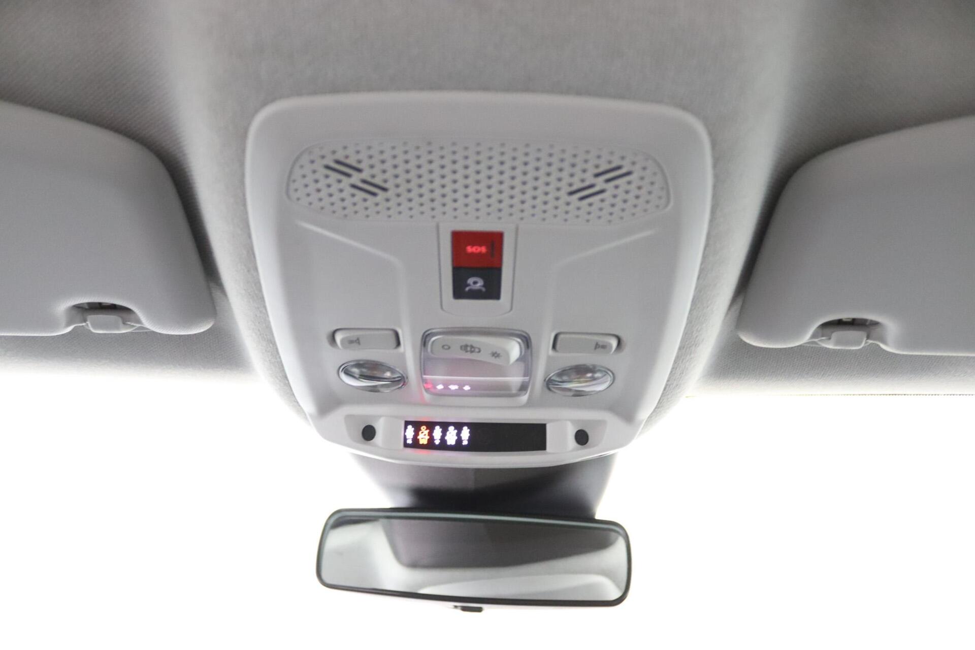 Foto van Citroen E-c4