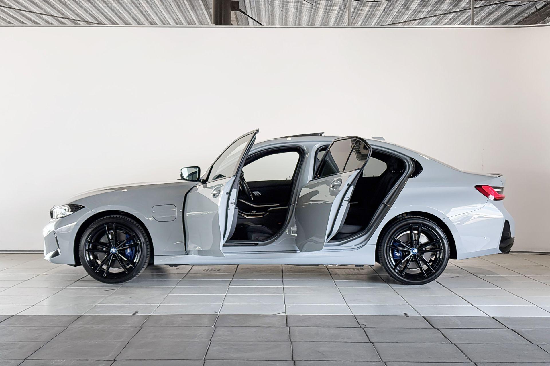 Foto van BMW 320e