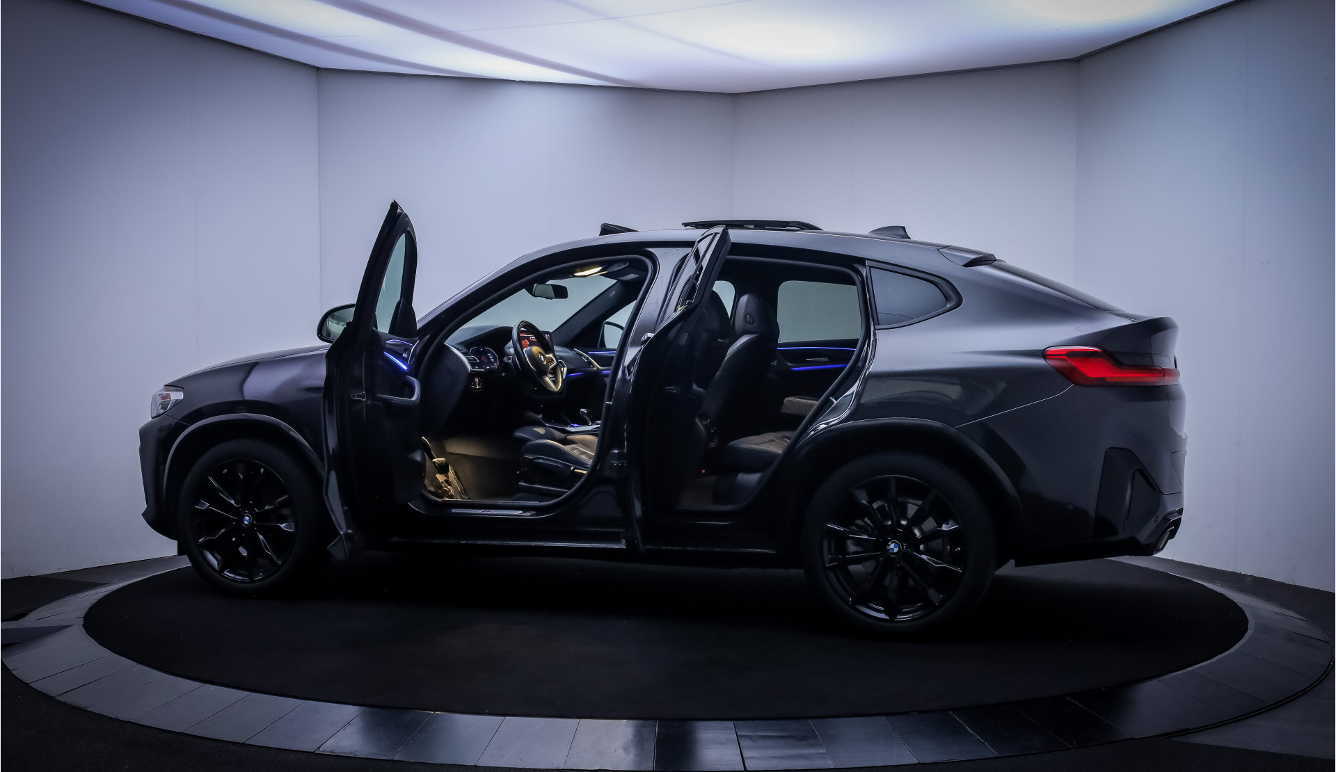 Foto van BMW X4 Xdrive20i