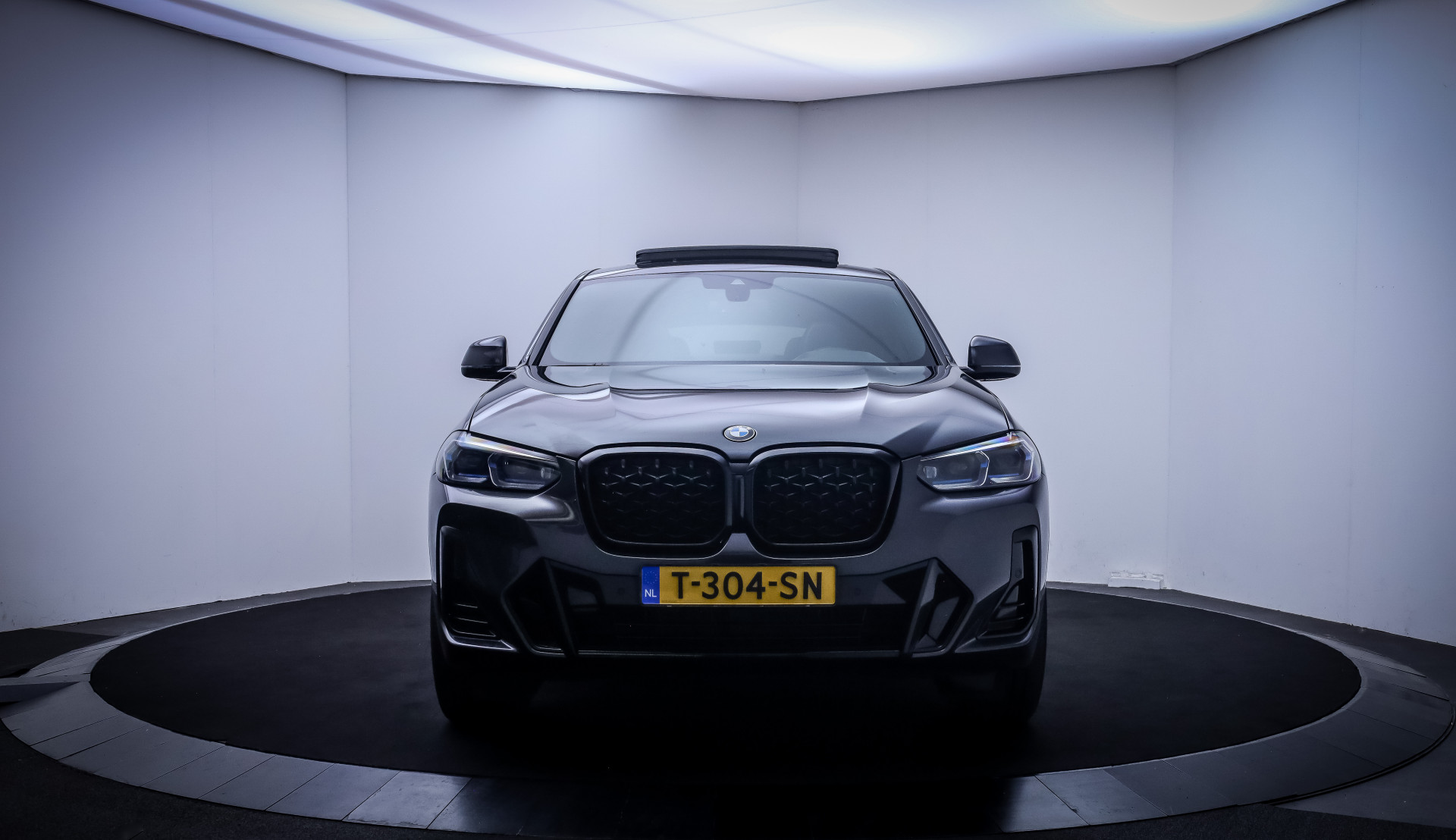 Foto van BMW X4 Xdrive20i