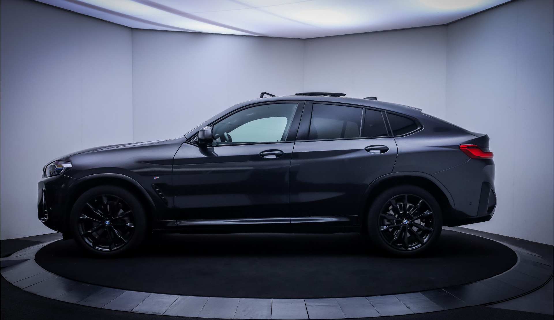 Foto van BMW X4 Xdrive20i