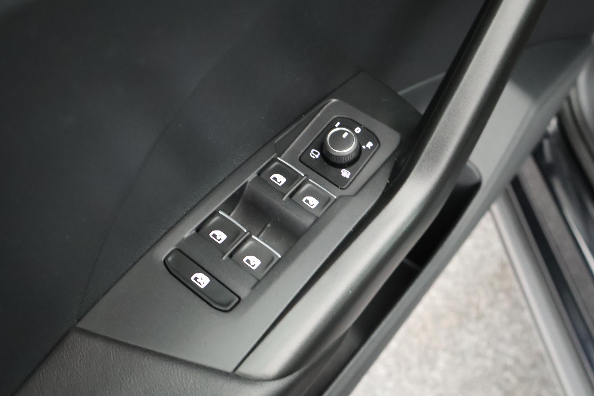 Foto van Volkswagen T-cross