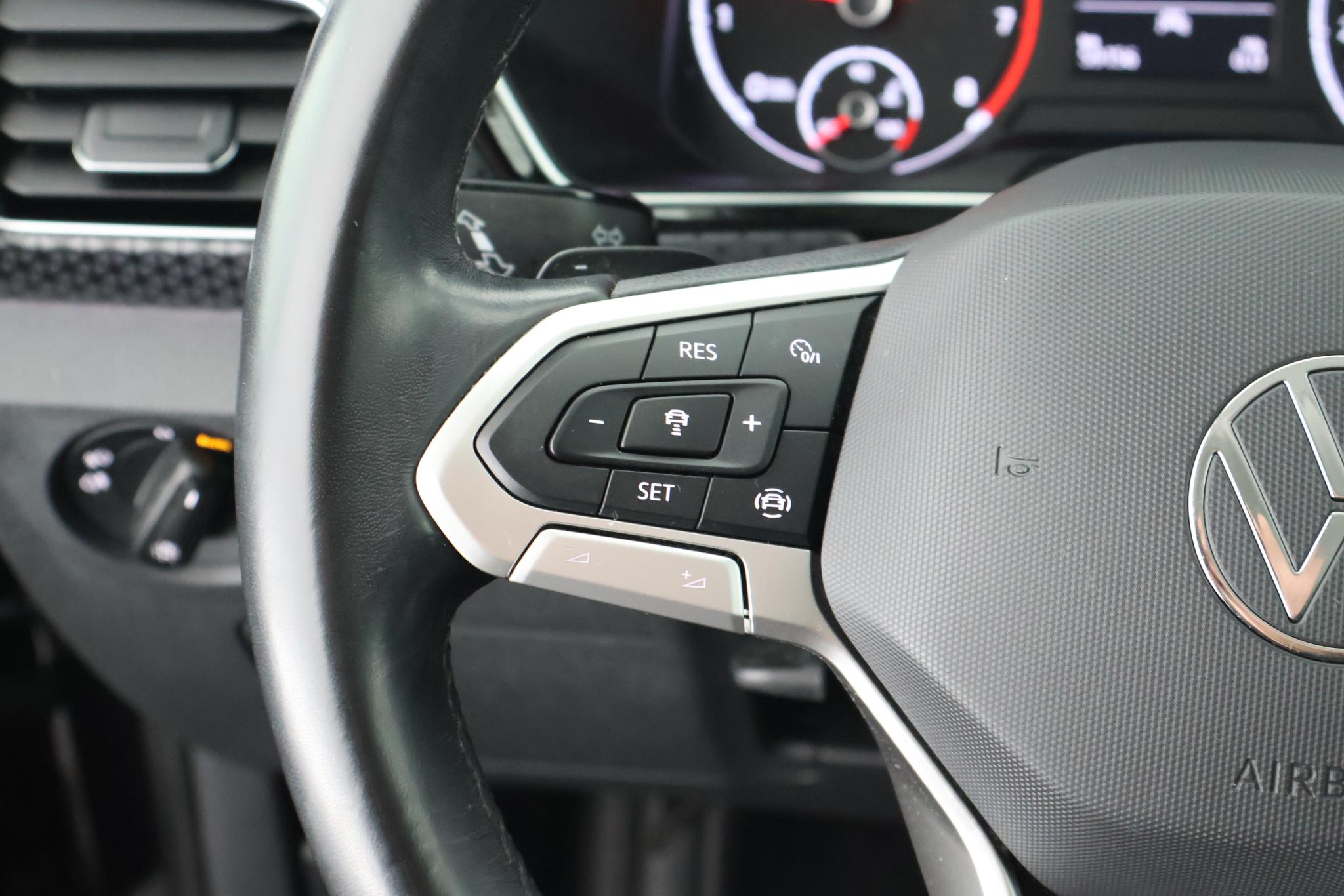 Foto van Volkswagen T-cross