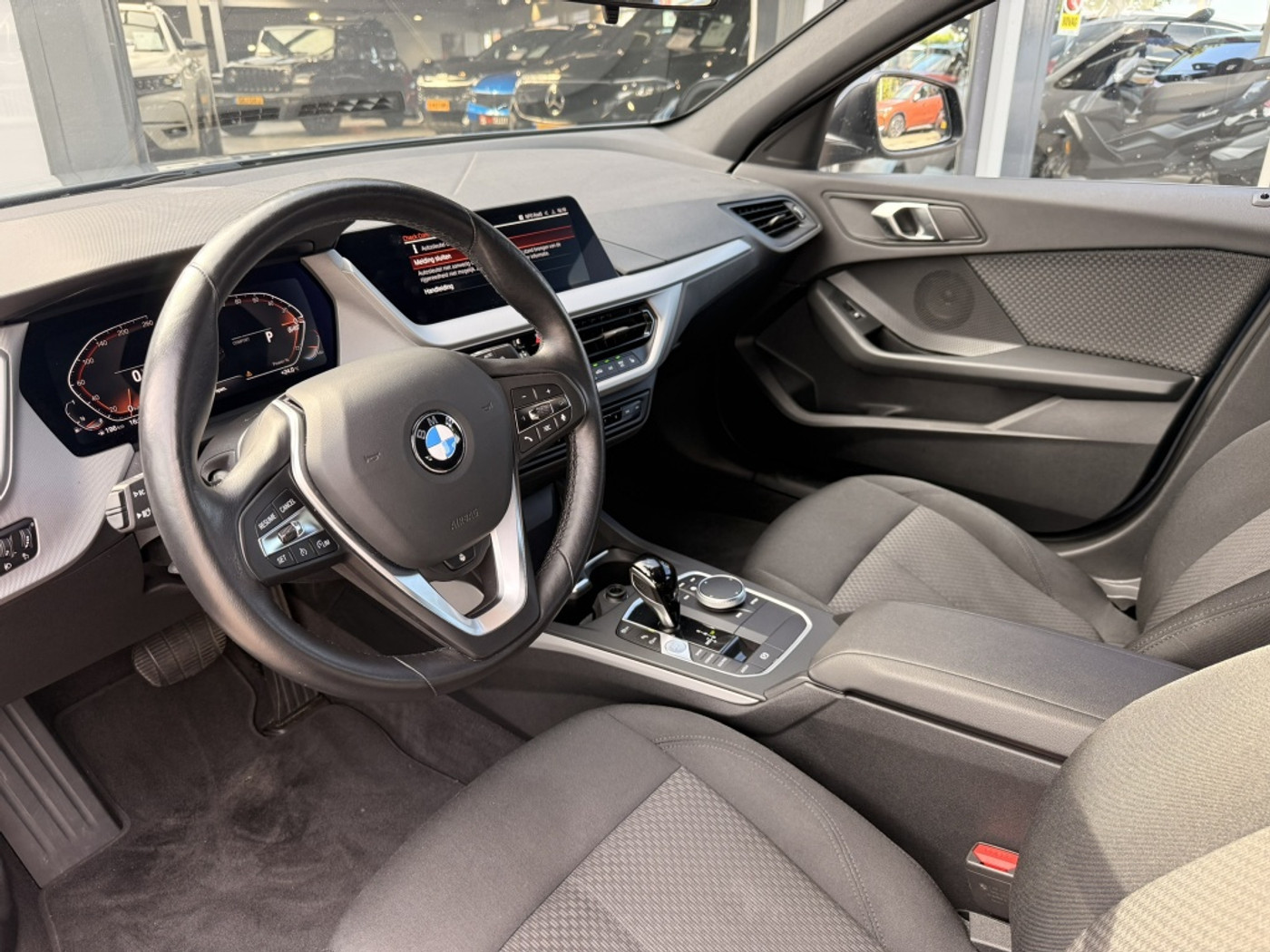 Foto van BMW 118i