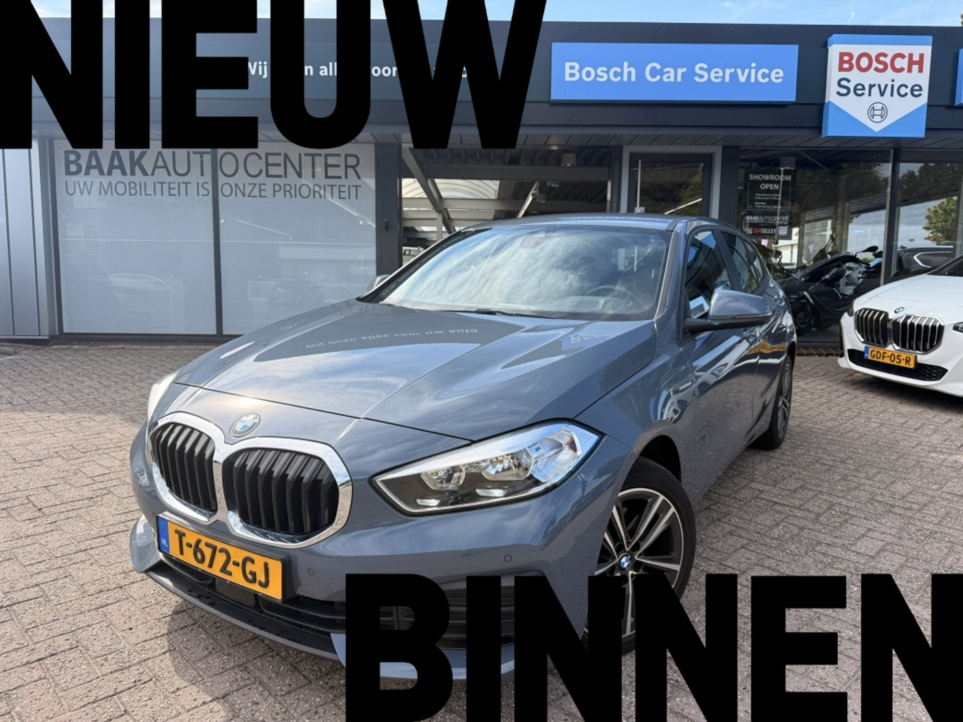 BMW 118i 118i Intro Edition | Stoel & Stuurverwarming | PDC 2023 - voorkant