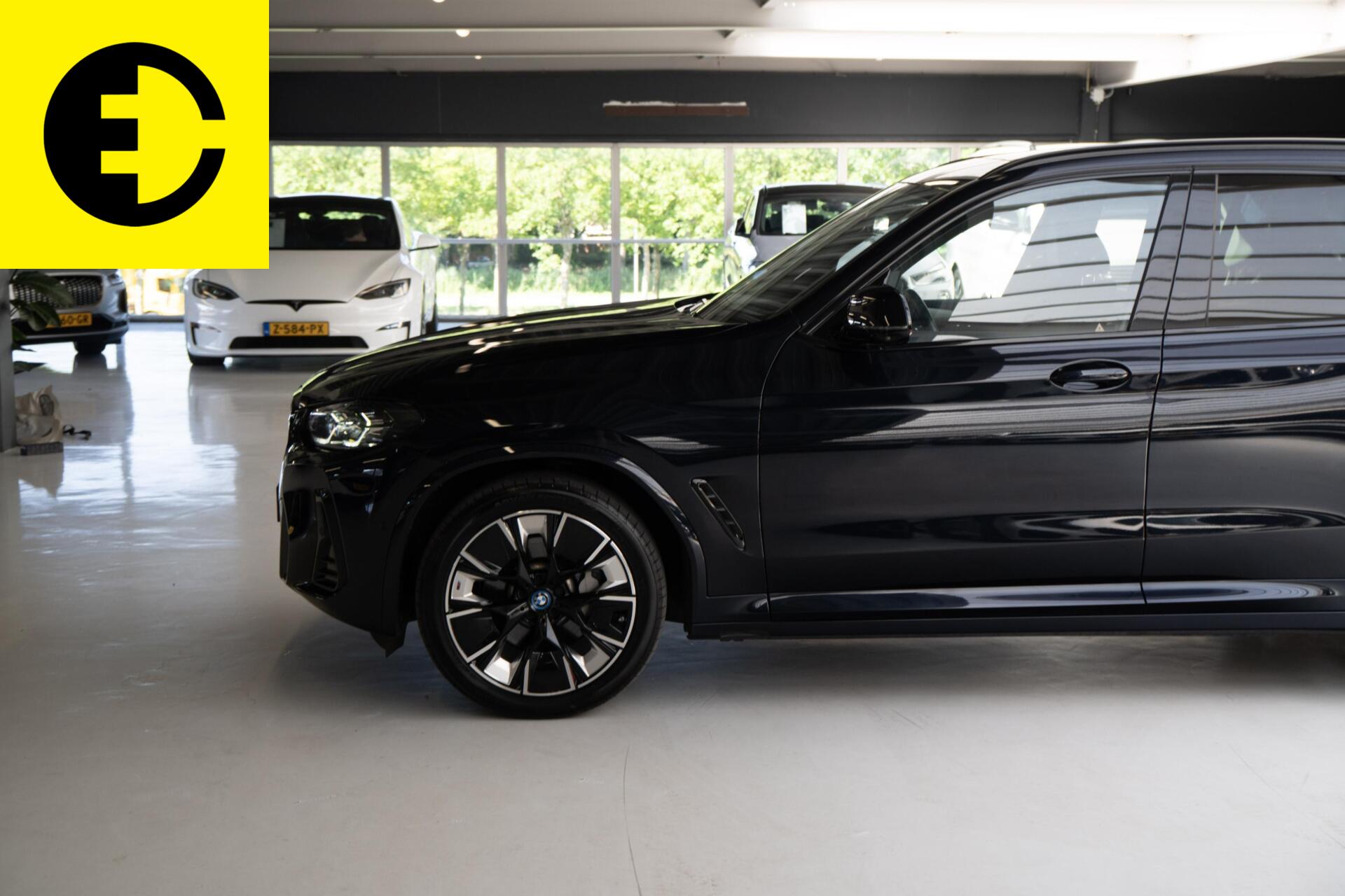 Foto van BMW Ix3
