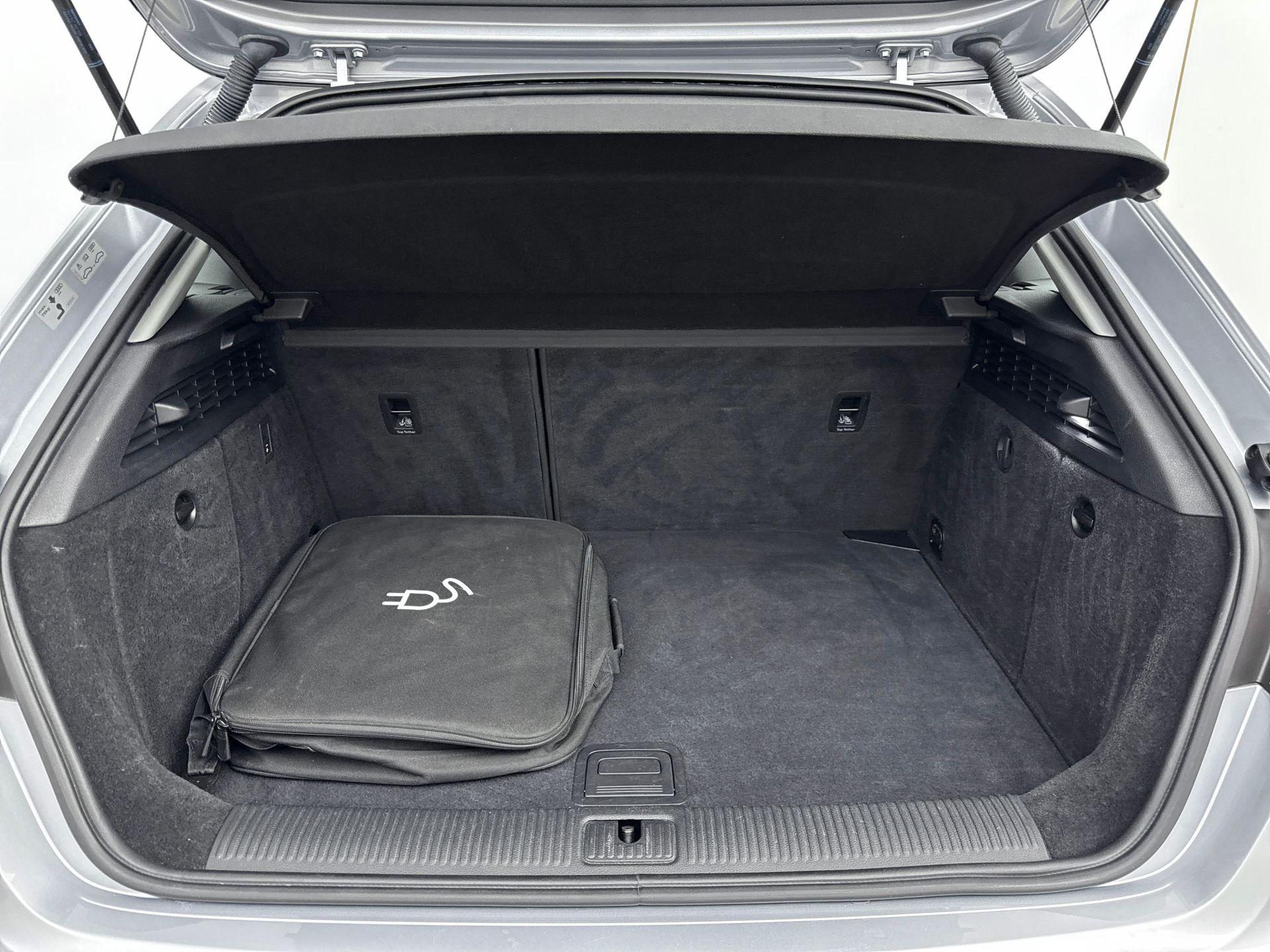 Foto van Audi A3 Sportback E-tron
