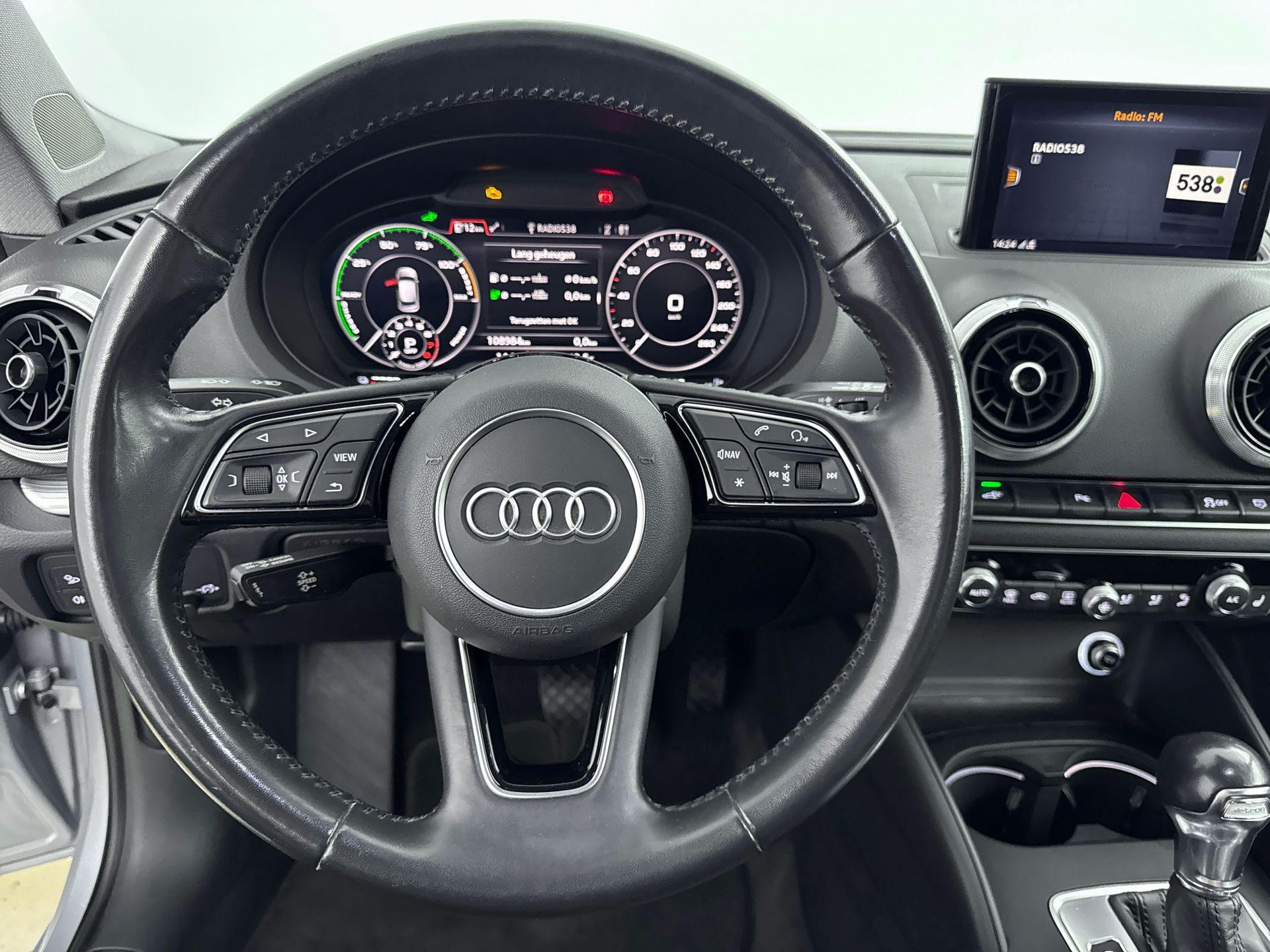 Foto van Audi A3 Sportback E-tron