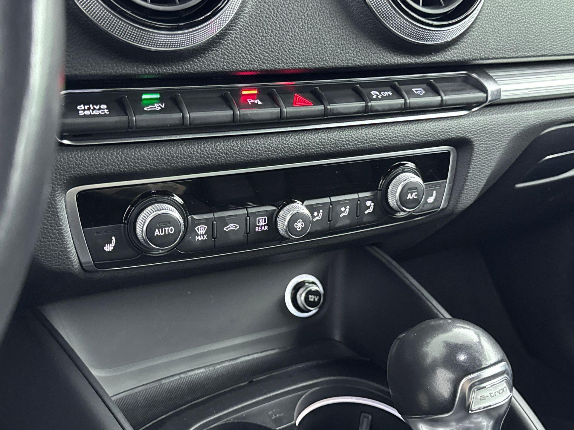 Foto van Audi A3 Sportback E-tron