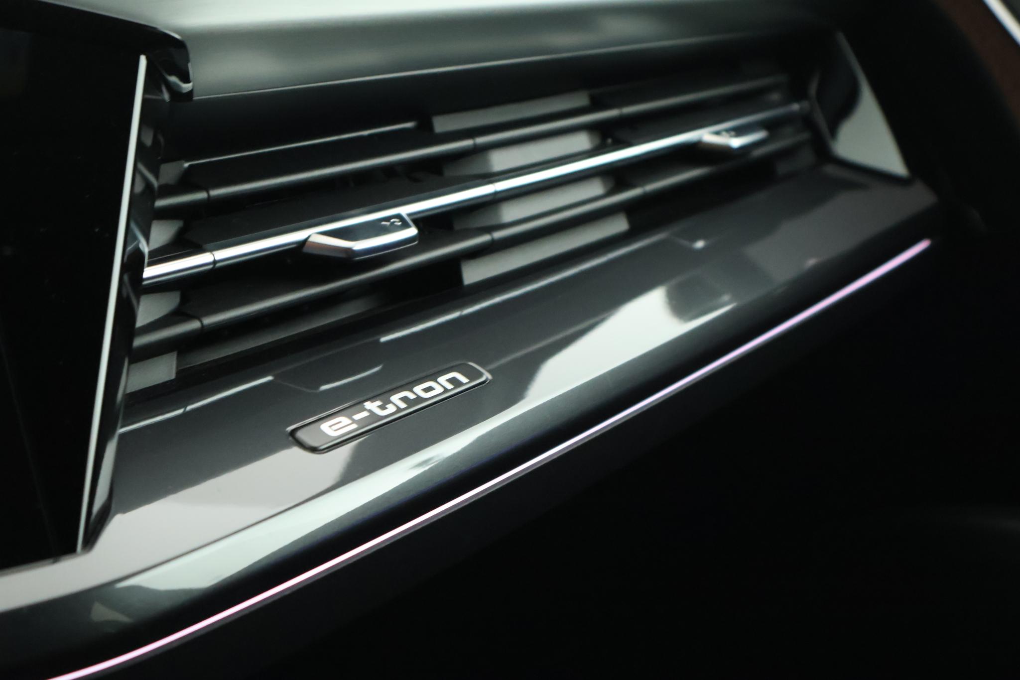 Foto van Audi Q4 Sportback 40 E-tron