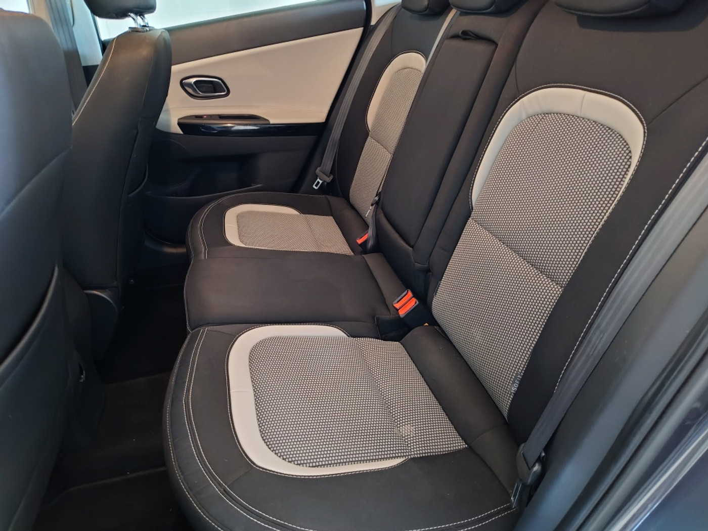 Foto van Kia Cee D