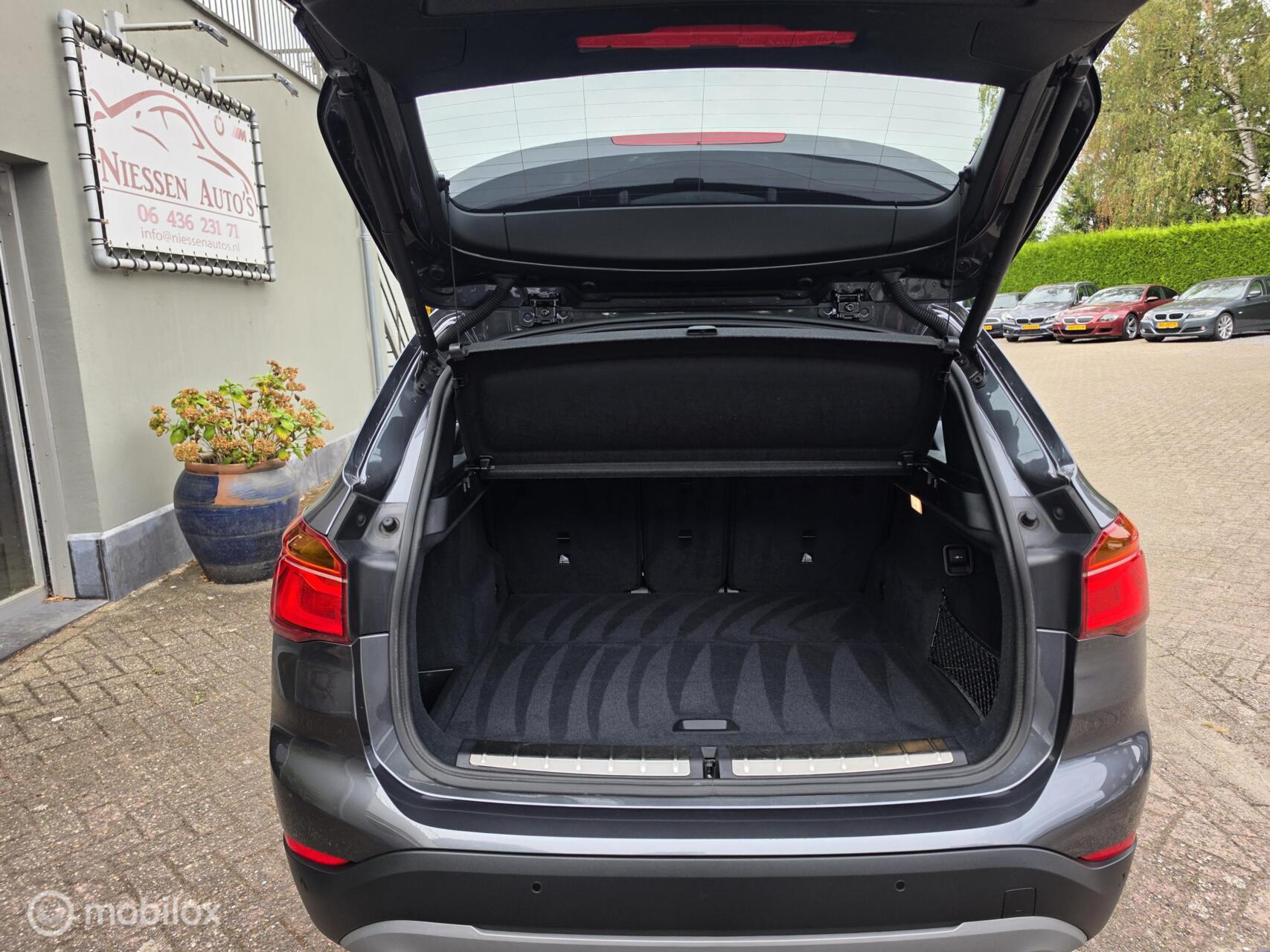 Foto van BMW X1 Sdrive20i
