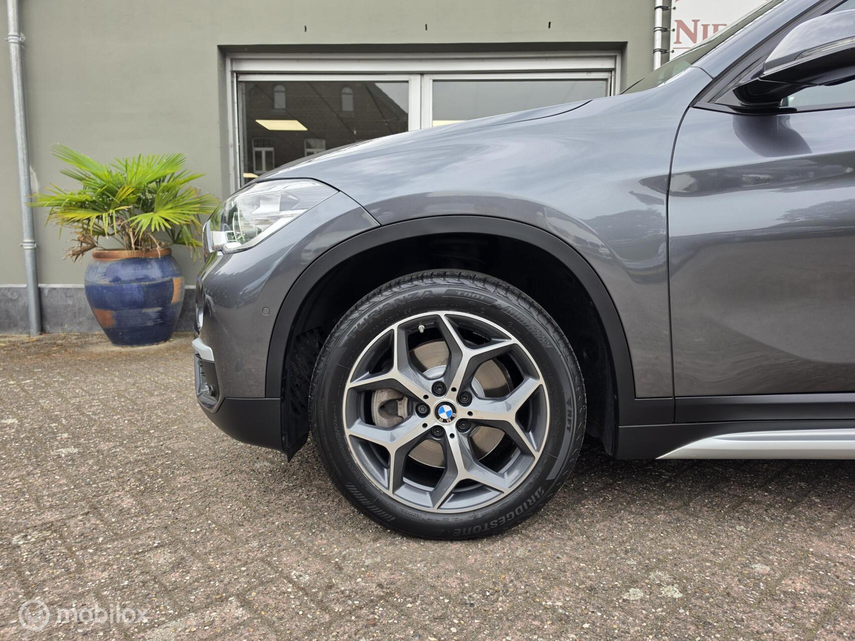 Foto van BMW X1 Sdrive20i