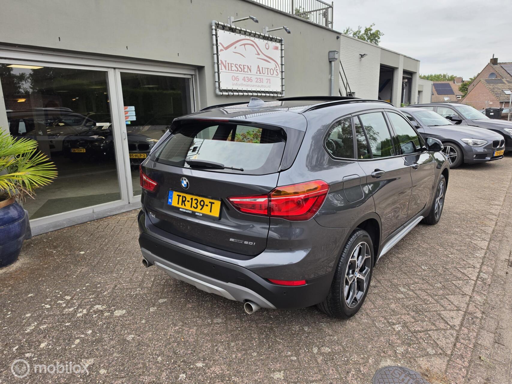 Foto van BMW X1 Sdrive20i