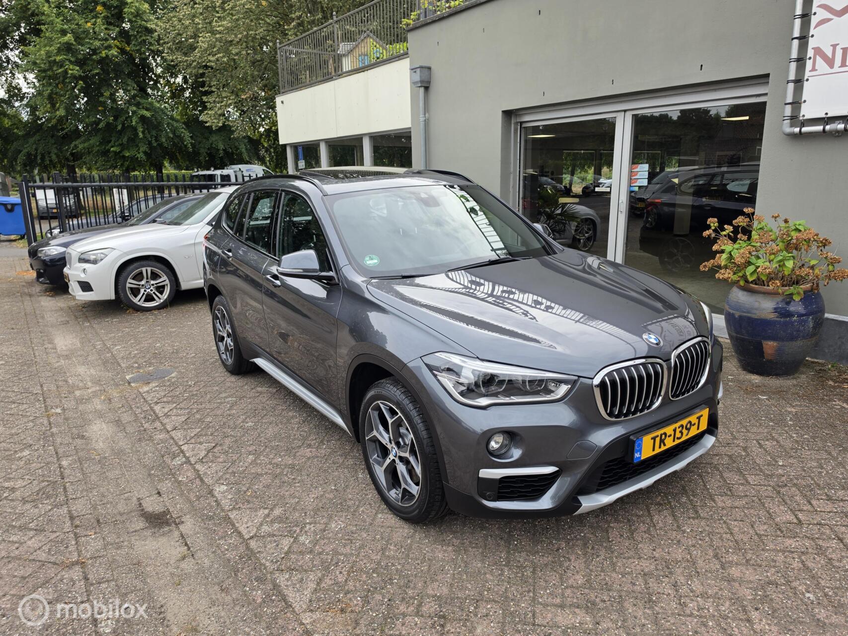 Foto van BMW X1 Sdrive20i