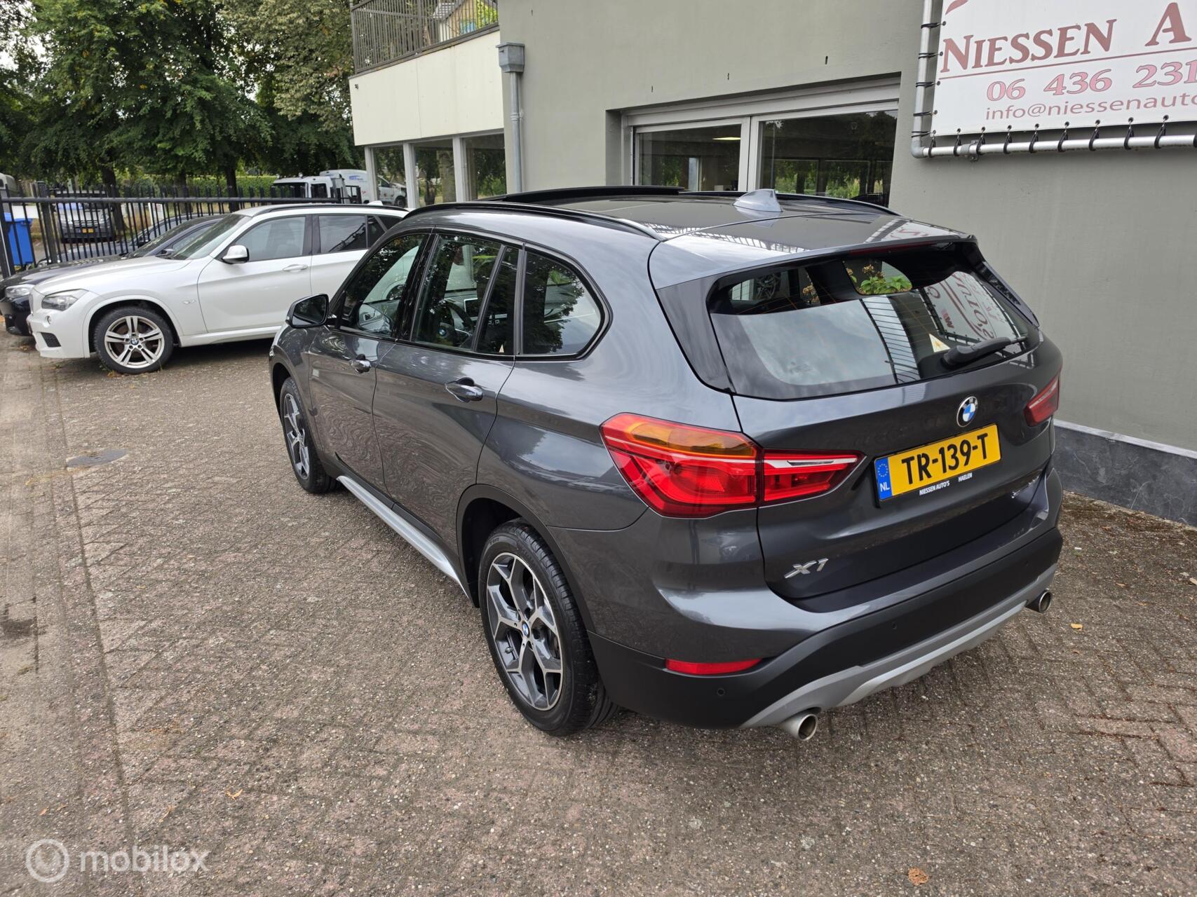 Foto van BMW X1 Sdrive20i