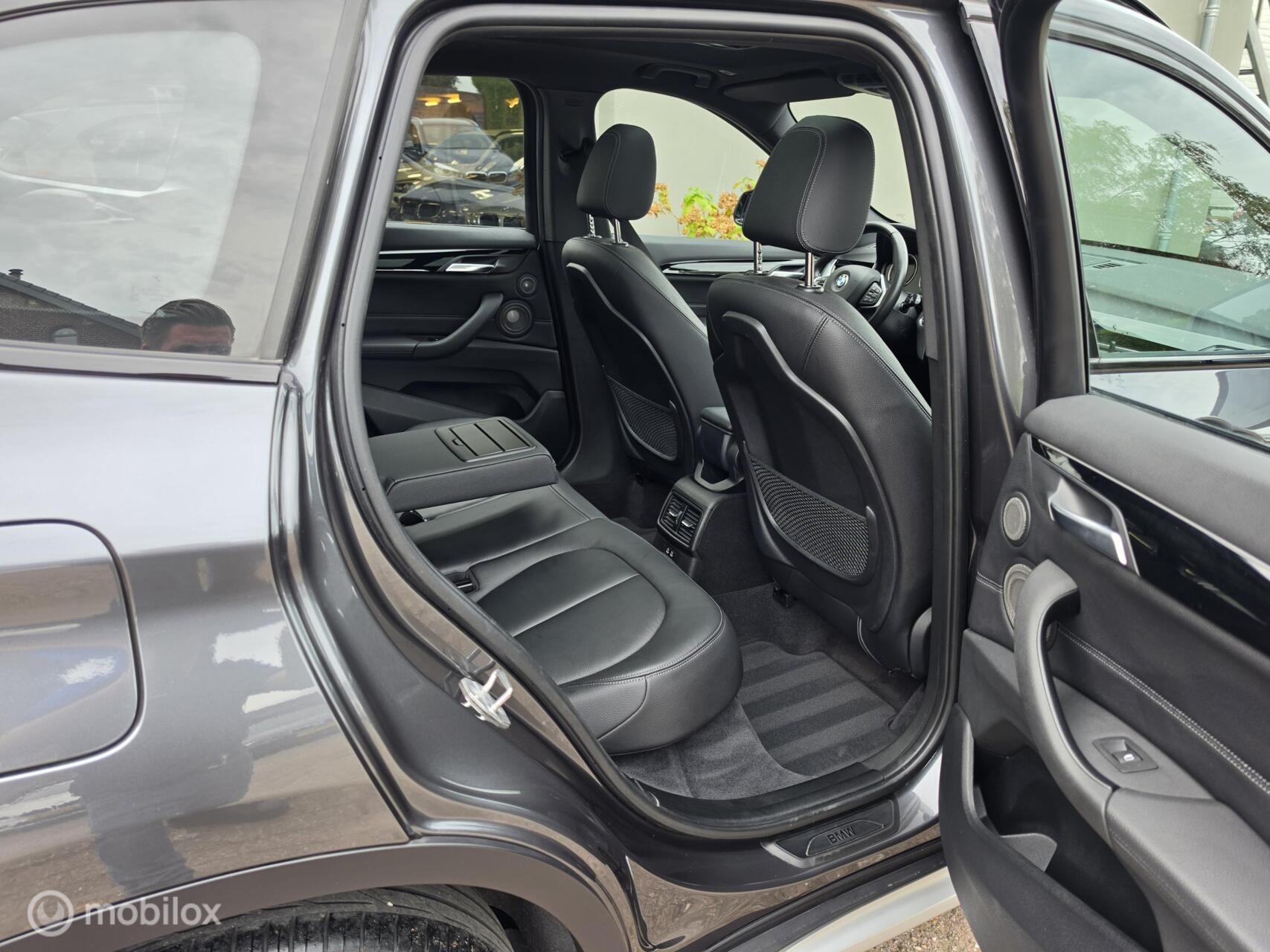 Foto van BMW X1 Sdrive20i
