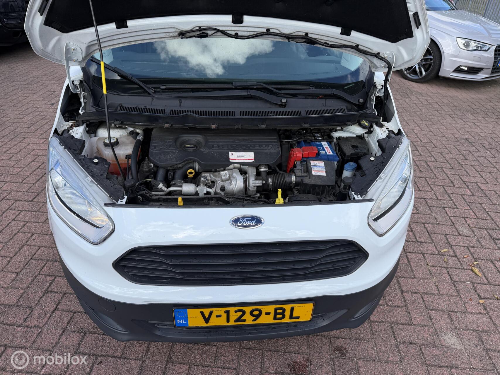 Foto van Ford Transit Courier