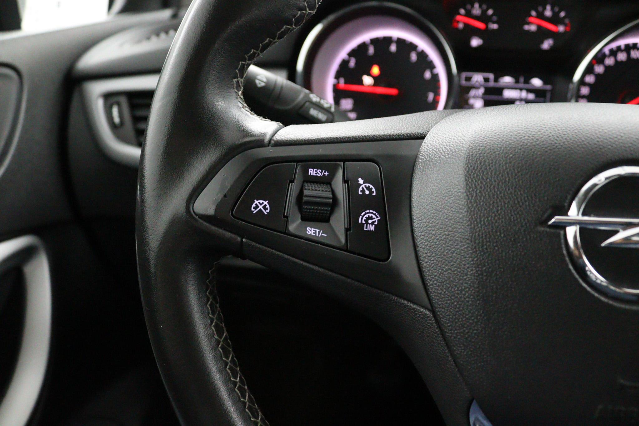 Foto van Opel Astra Sports Tourer