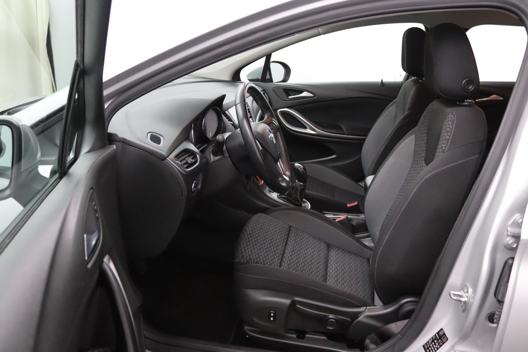 Foto van Opel Astra Sports Tourer