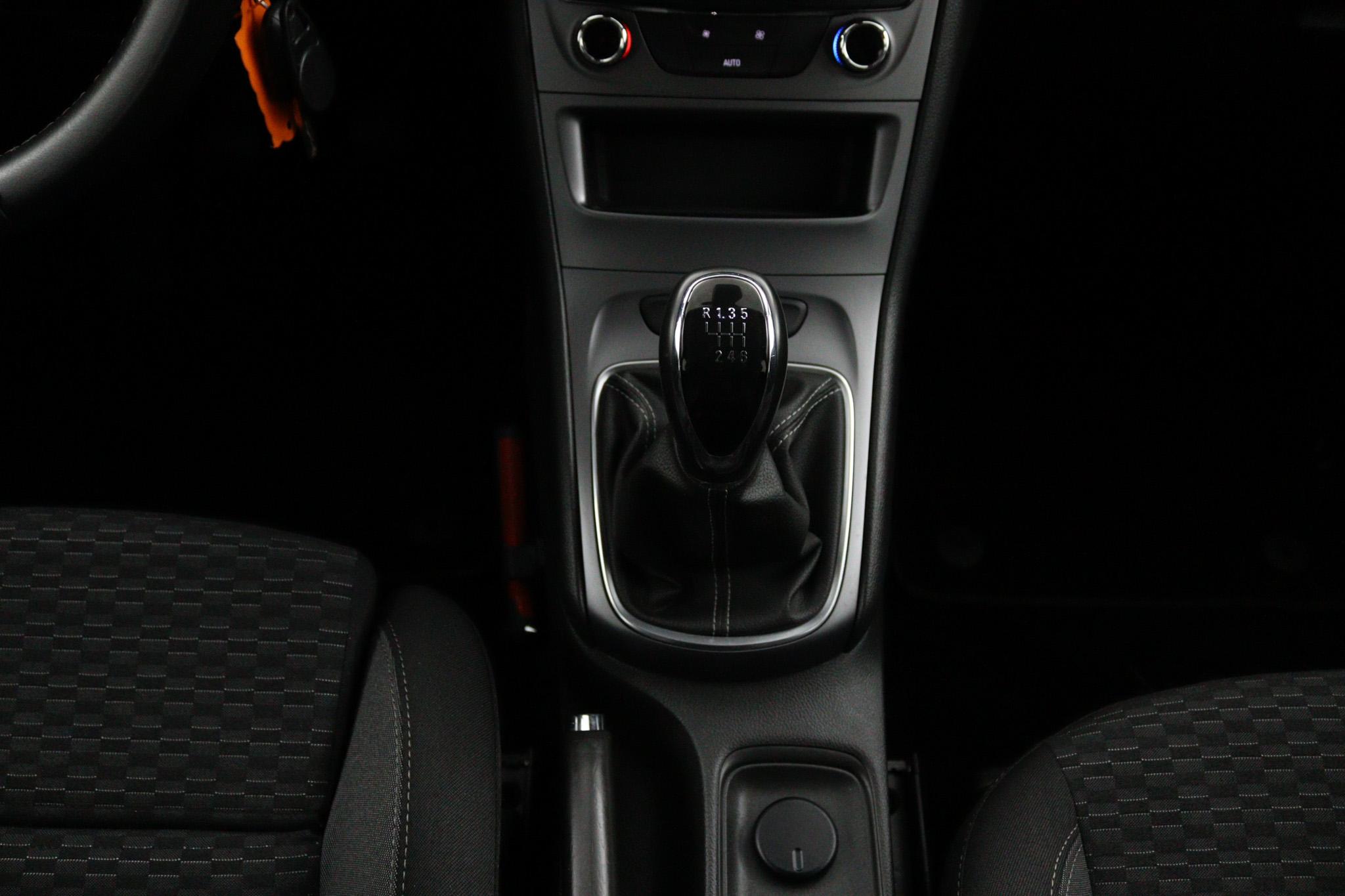 Foto van Opel Astra Sports Tourer
