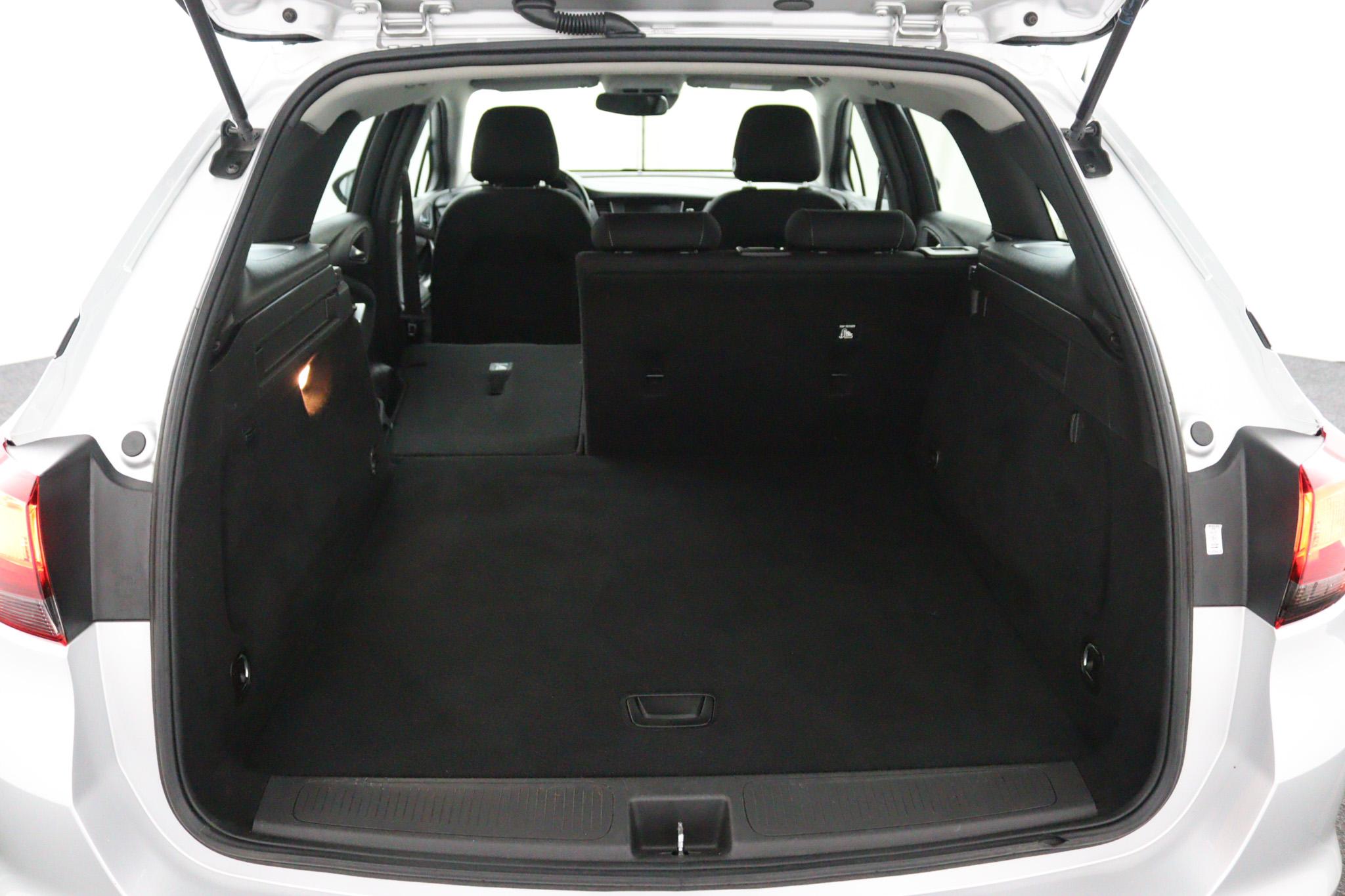 Foto van Opel Astra Sports Tourer