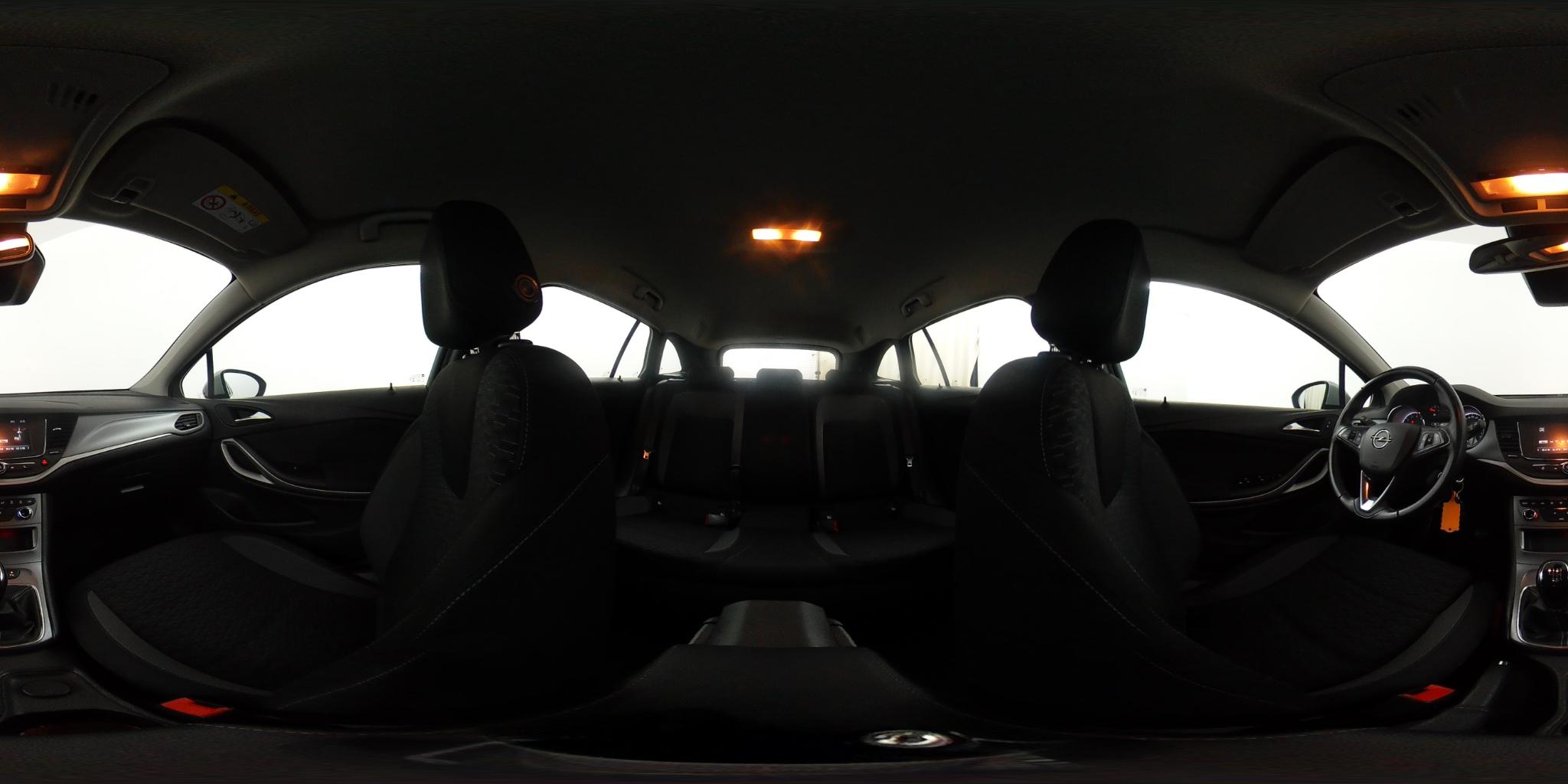 Foto van Opel Astra Sports Tourer