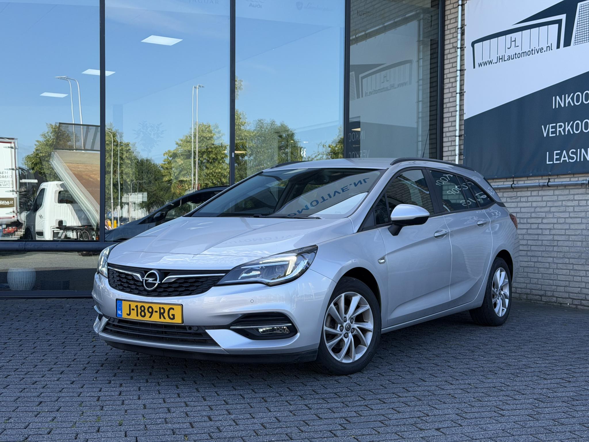 Opel Astra Sports Tourer 1.2 Edition 2020 - voorkant