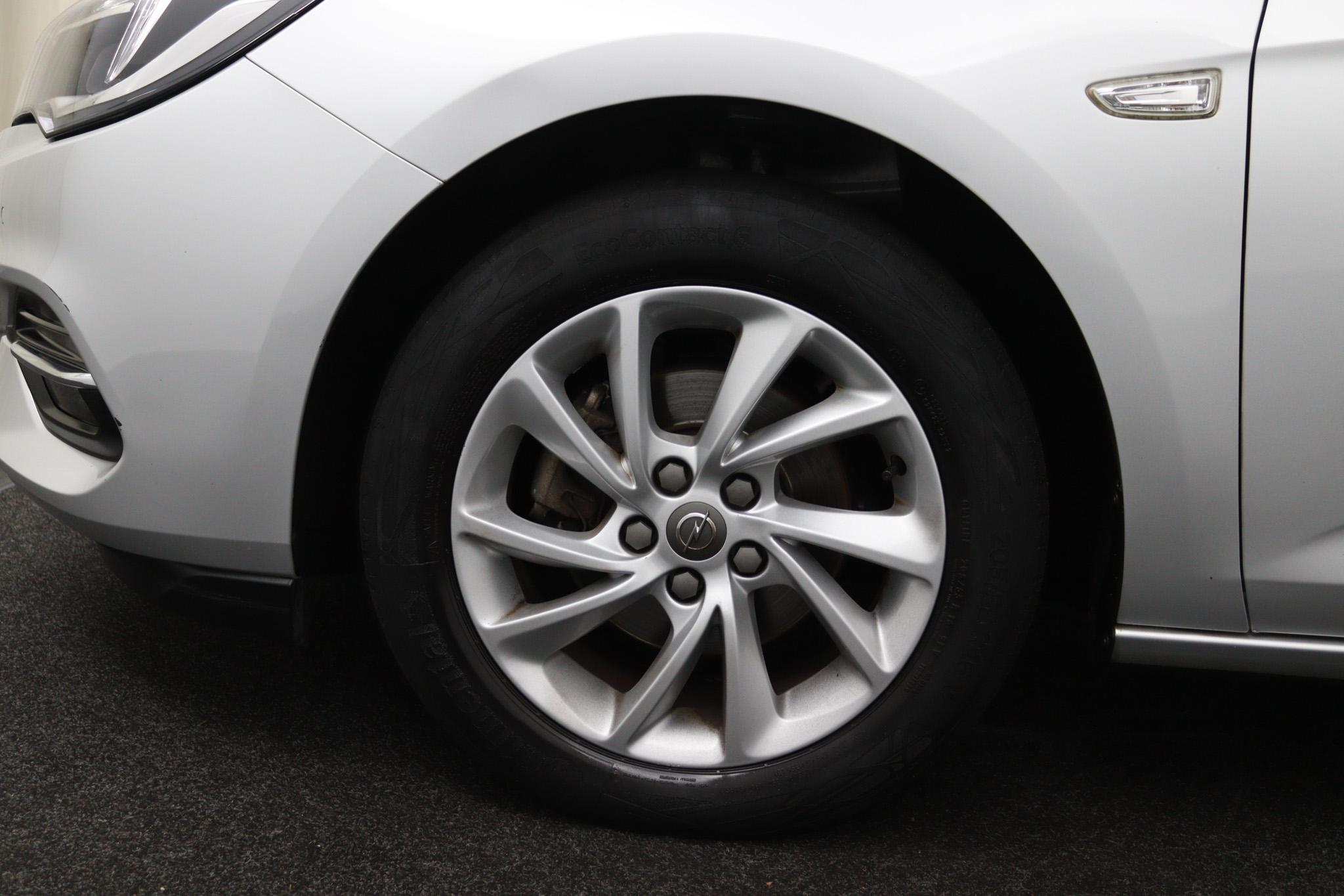 Foto van Opel Astra Sports Tourer