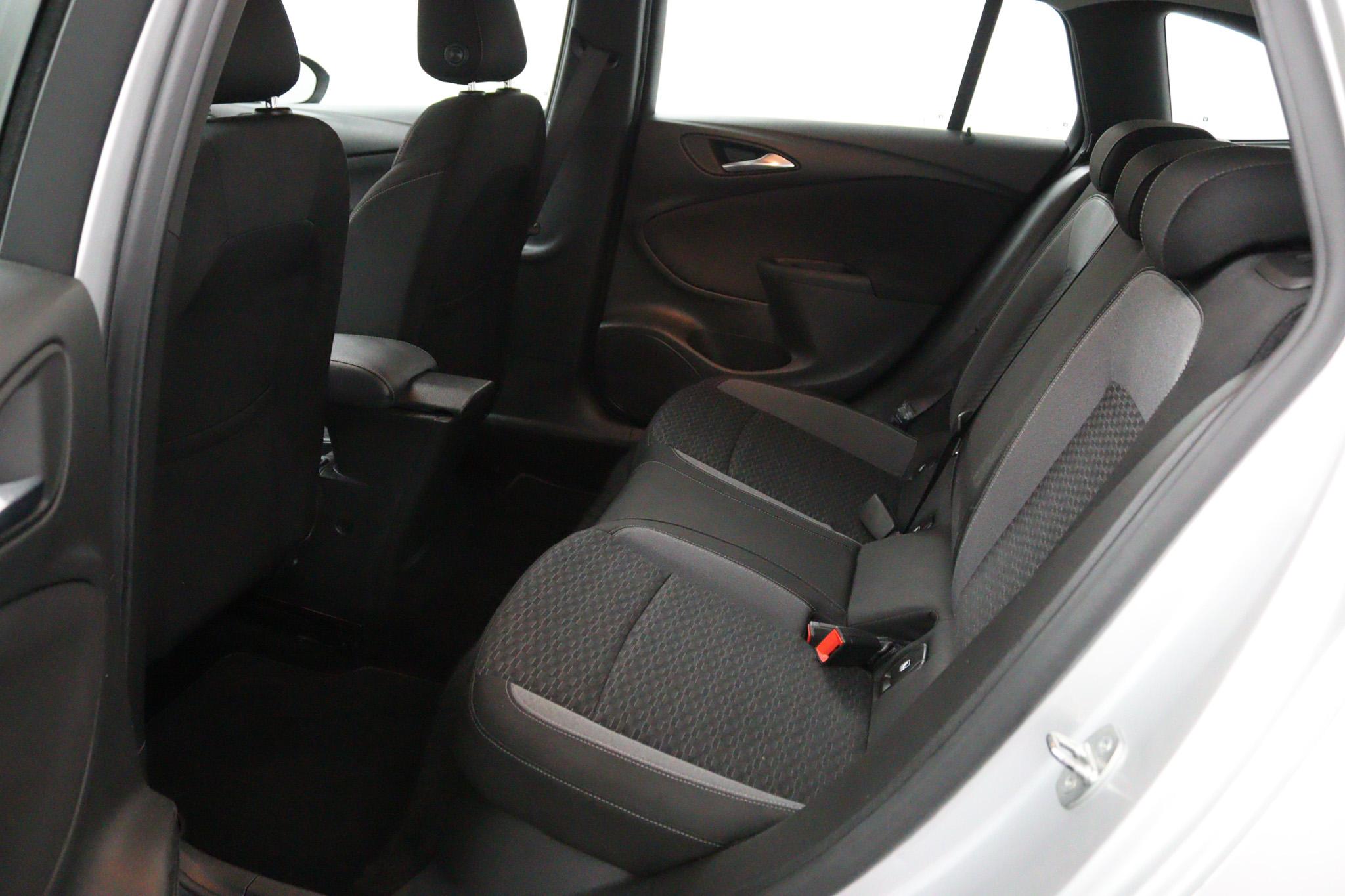 Foto van Opel Astra Sports Tourer